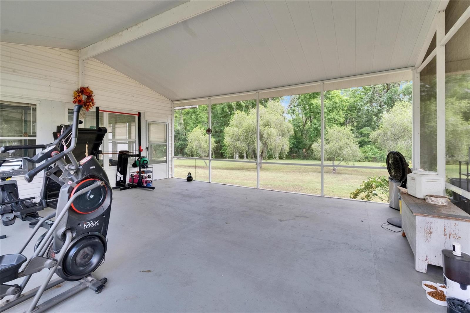 Image 36 of 55 For 4145 Willow Oak Rd