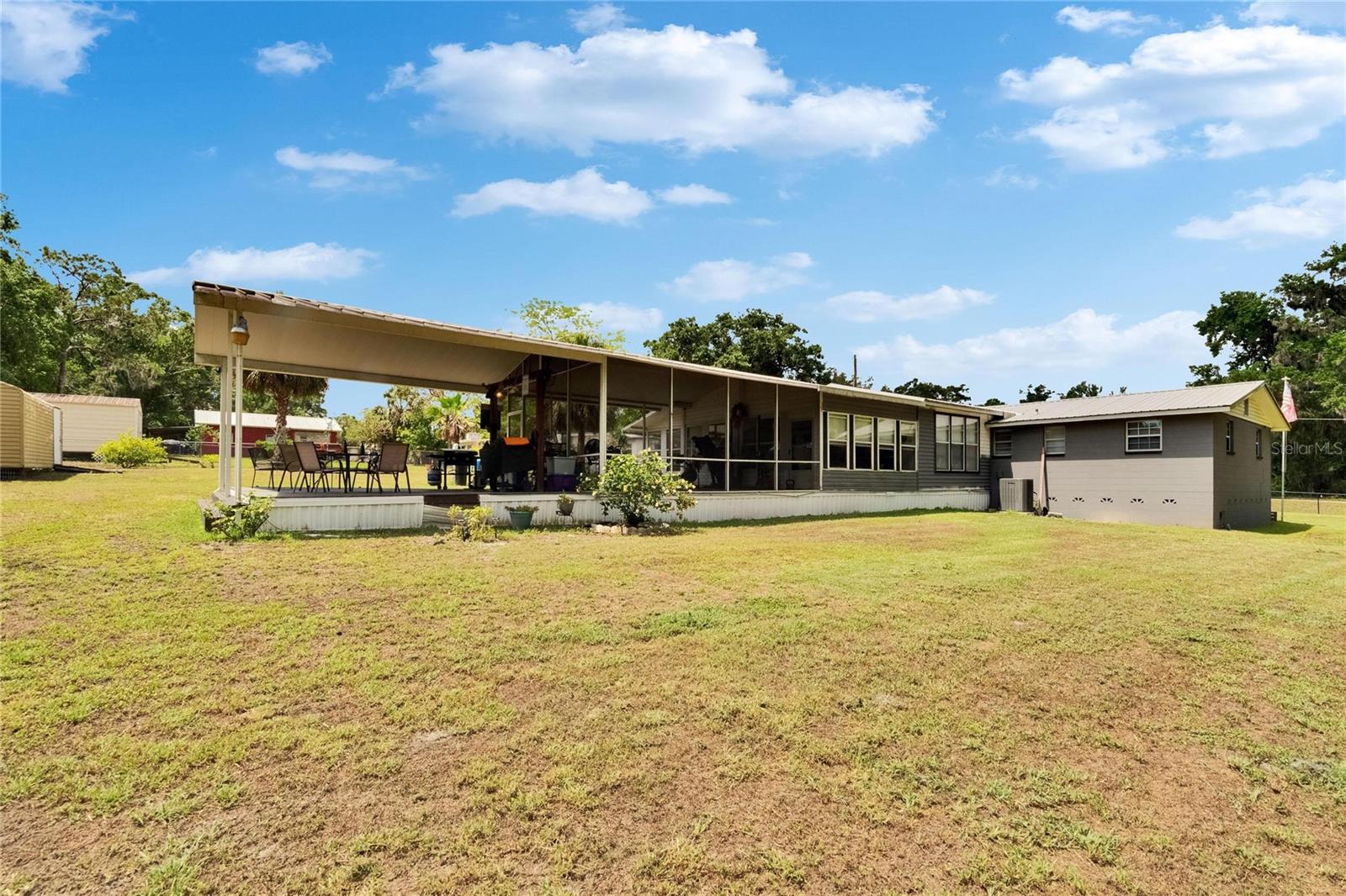 Image 43 of 55 For 4145 Willow Oak Rd