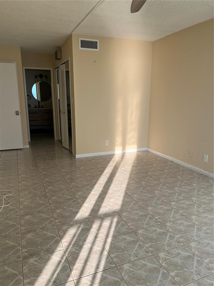 Image 23 of 24 For 7100 Sunset Way 1206