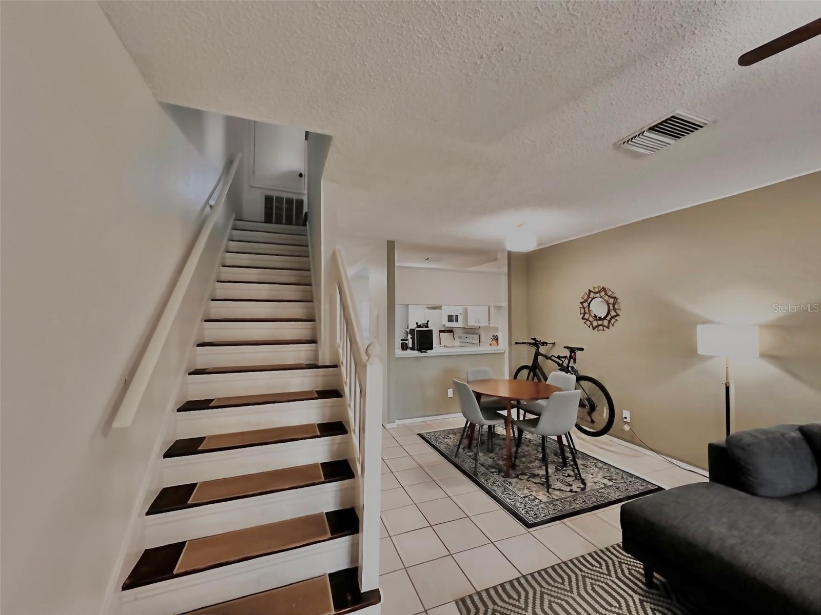 Image 16 of 37 For 6231 Bayside Key Drive