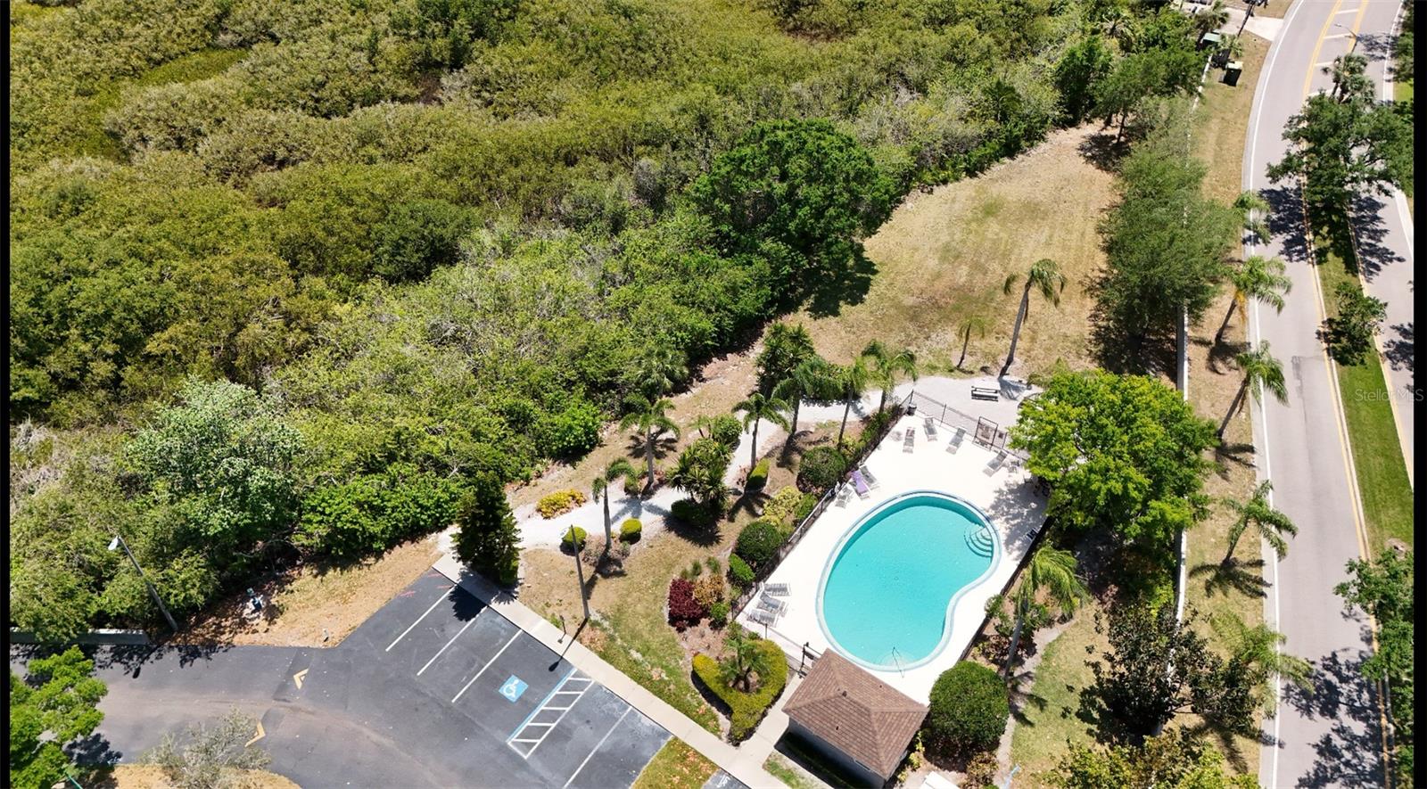 Image 4 of 37 For 6231 Bayside Key Drive