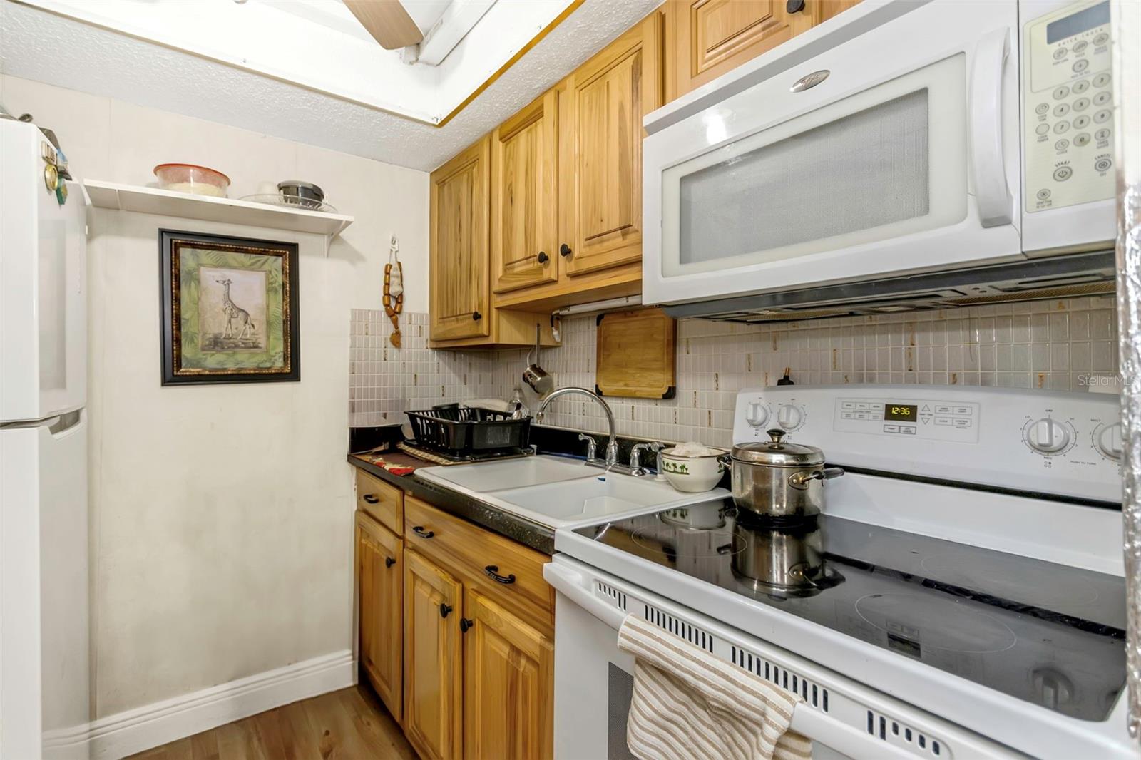 Image 10 of 48 For 4742 Azalea Drive 106