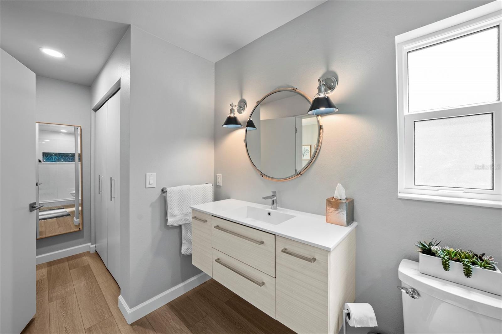 Image 12 of 42 For 608 Betmor Lane