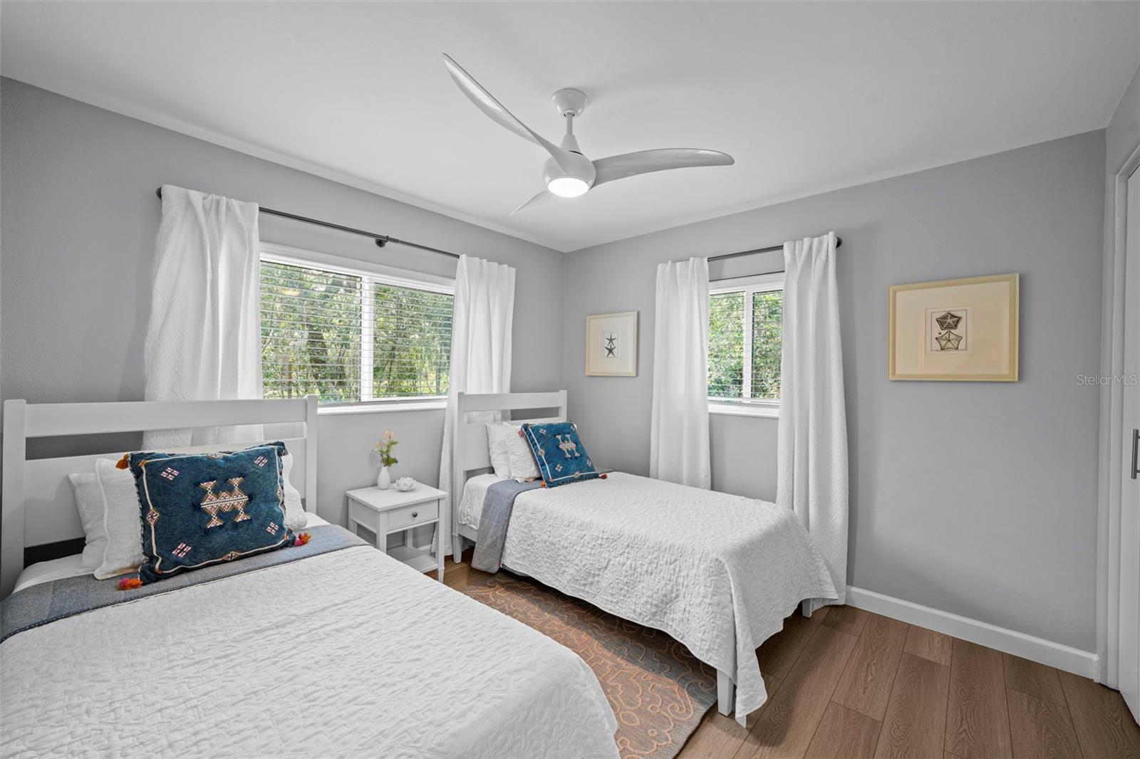 Image 18 of 42 For 608 Betmor Lane