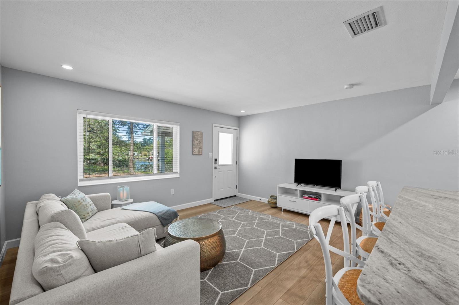 Image 3 of 42 For 608 Betmor Lane