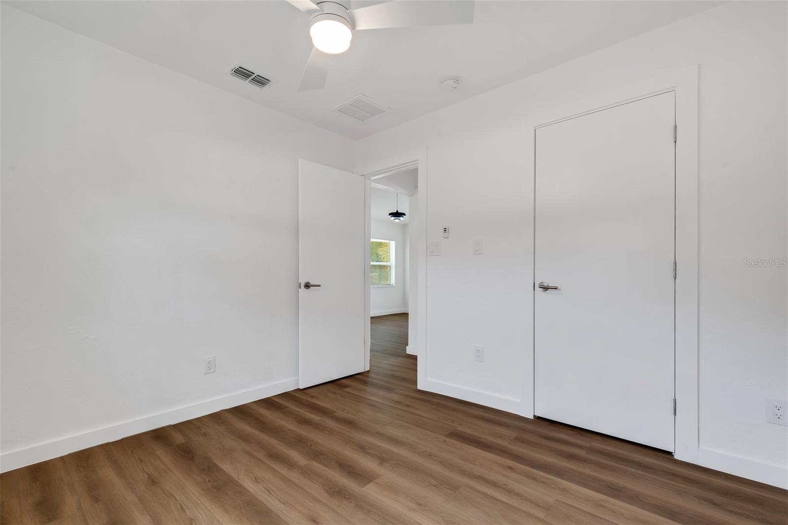 Image 22 of 25 For 3151 6th Avenue S