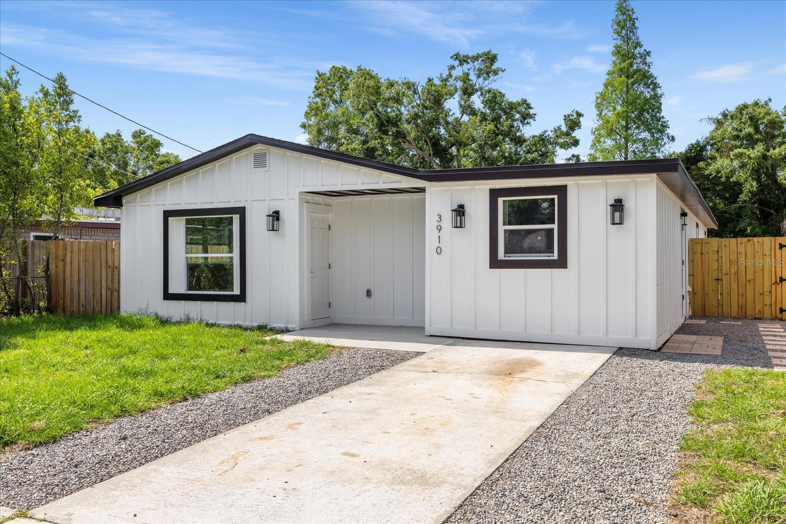 Listing photo id 29 for 3910 Iowa Avenue