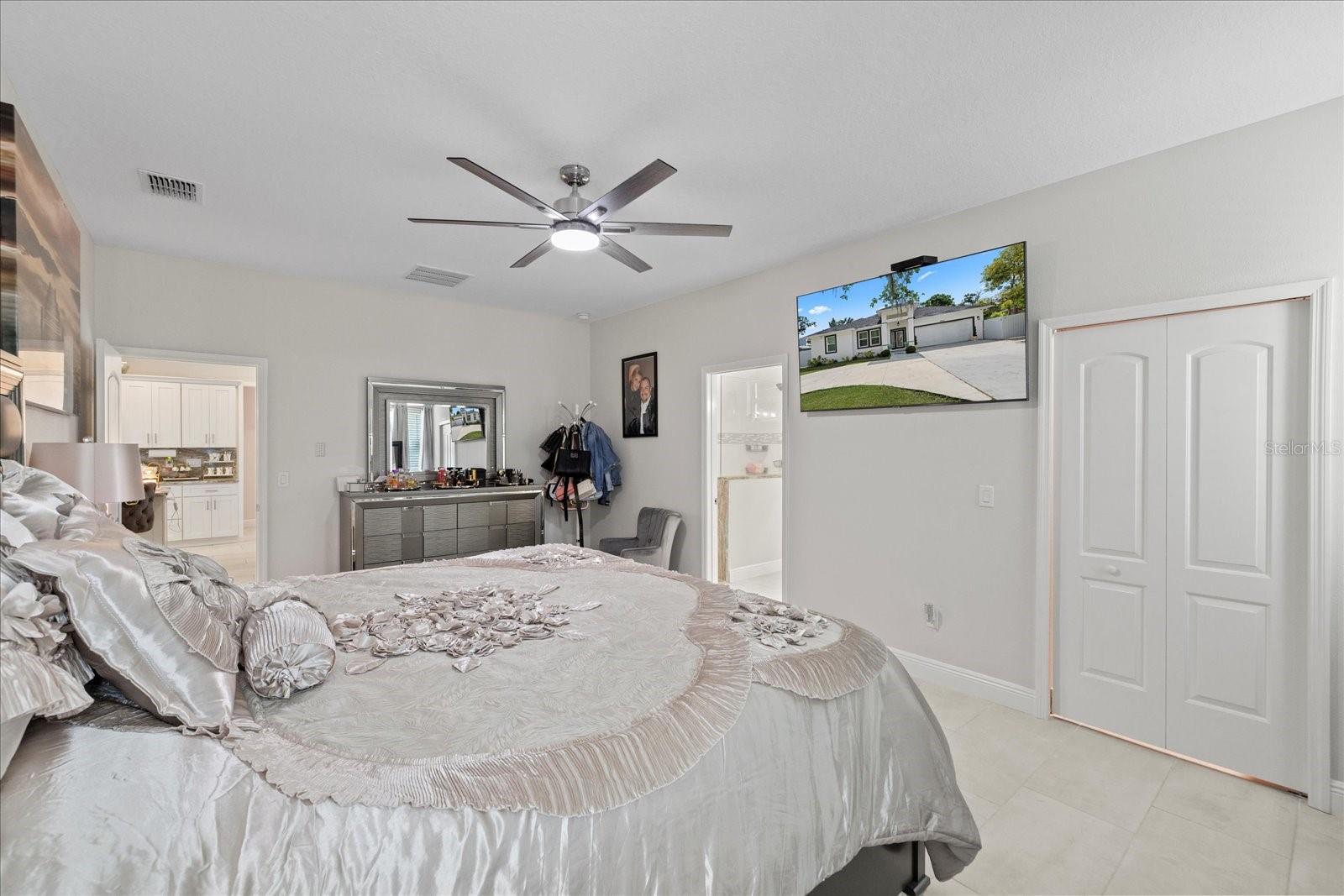 Image 24 of 31 For 19212 Sunlake Boulevard