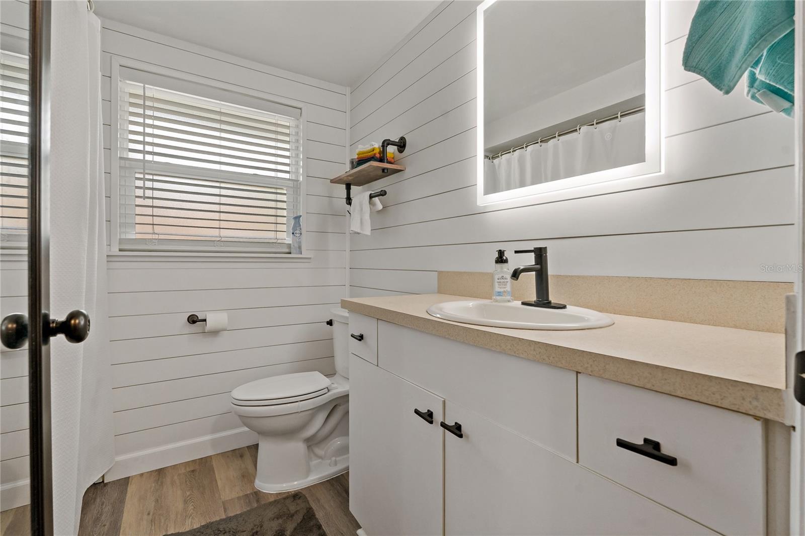 Image 16 of 37 For 7909 Canna Drive
