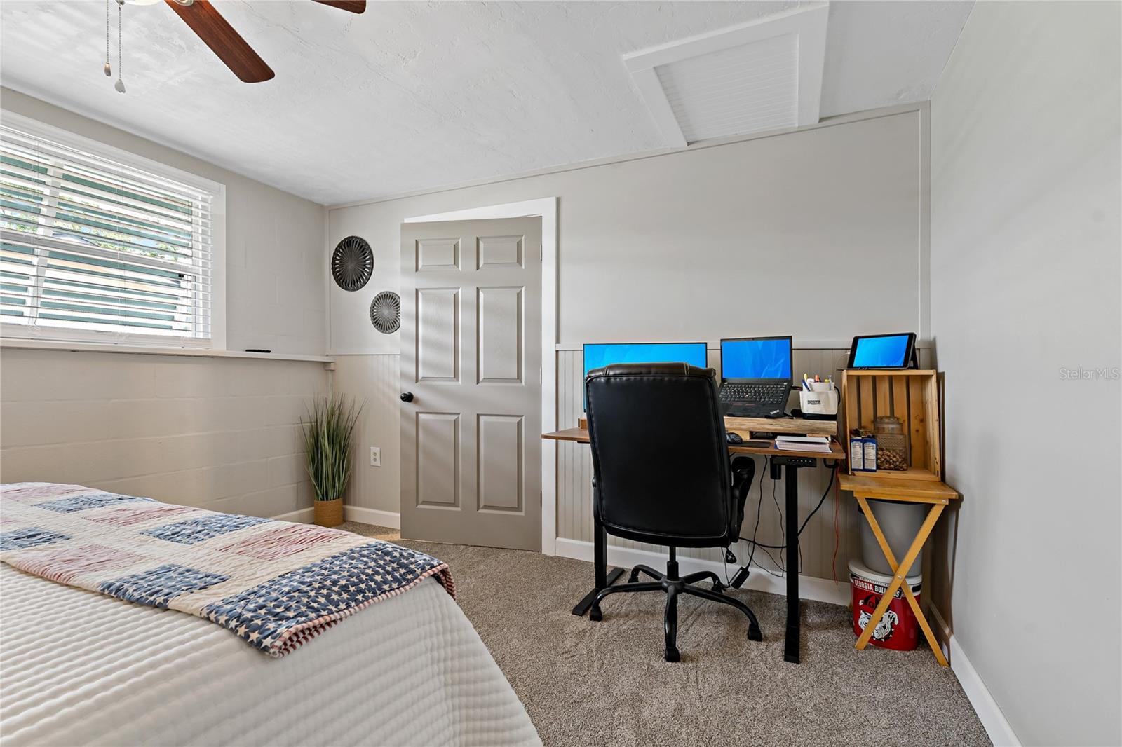 Image 20 of 37 For 7909 Canna Drive
