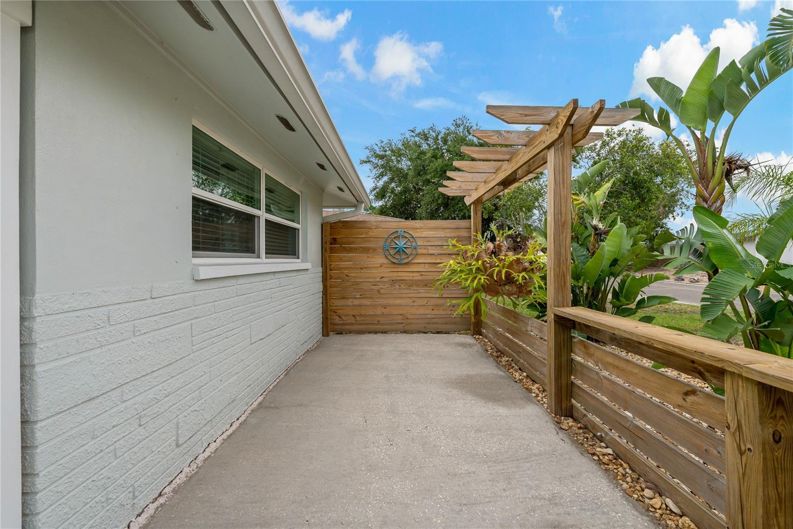 Image 34 of 37 For 7909 Canna Drive