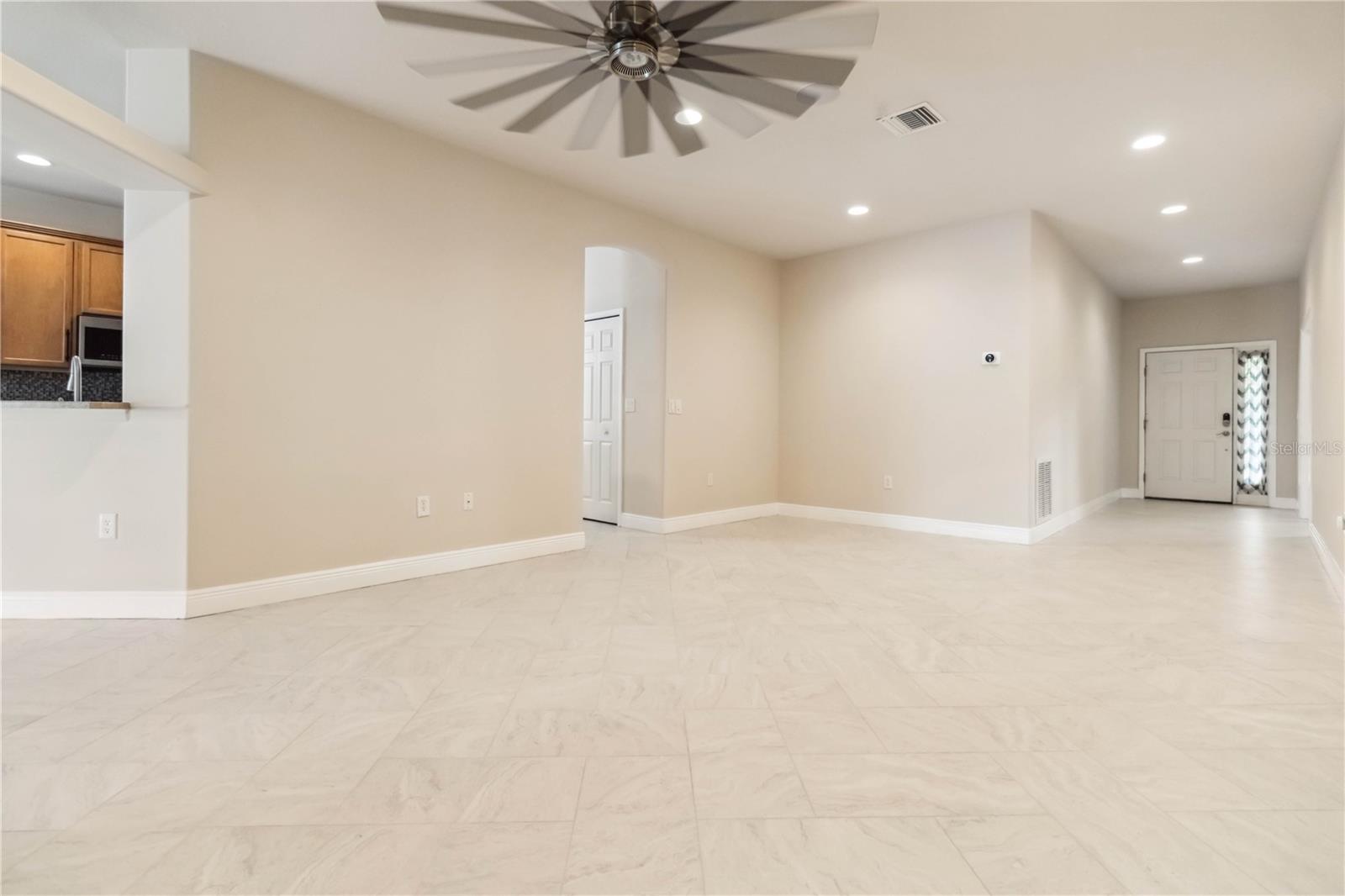 Image 20 of 56 For 2262 Lune Court