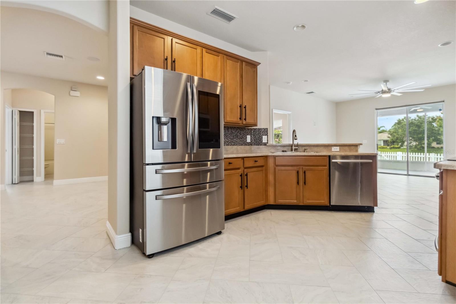 Image 28 of 56 For 2262 Lune Court