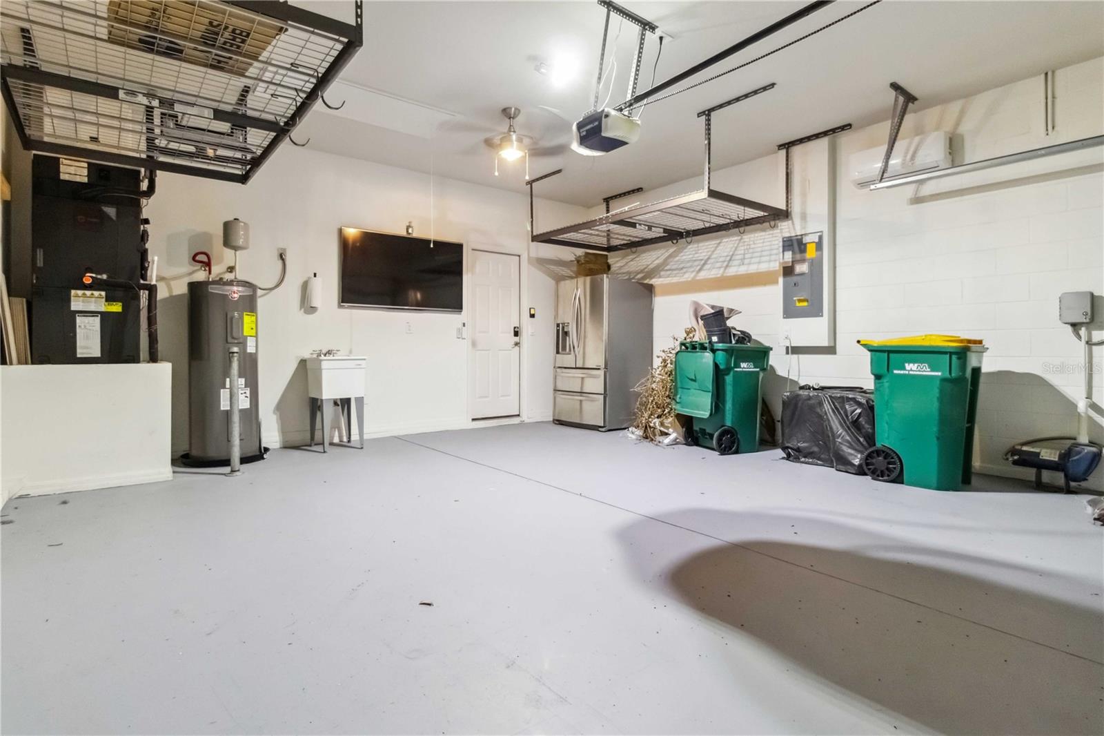 Image 41 of 56 For 2262 Lune Court