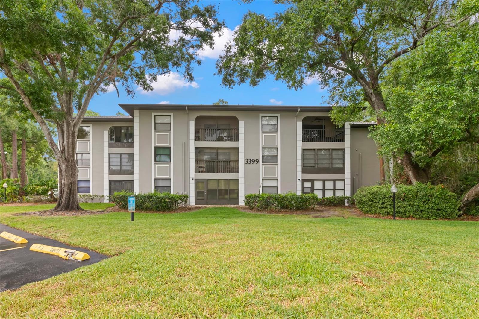Image 31 of 41 For 3399 Mermoor Drive 301