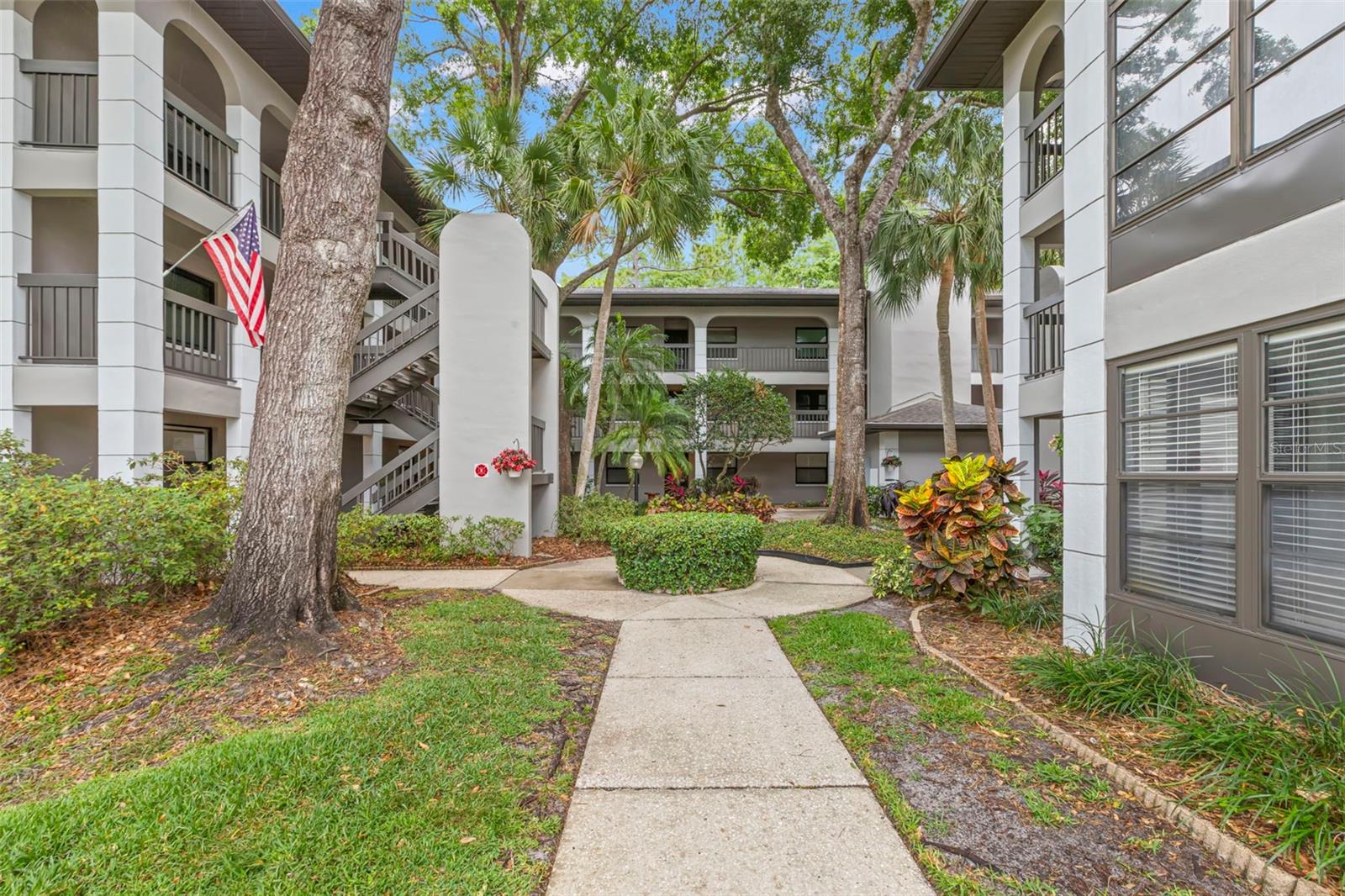 Image 6 of 41 For 3399 Mermoor Drive 301