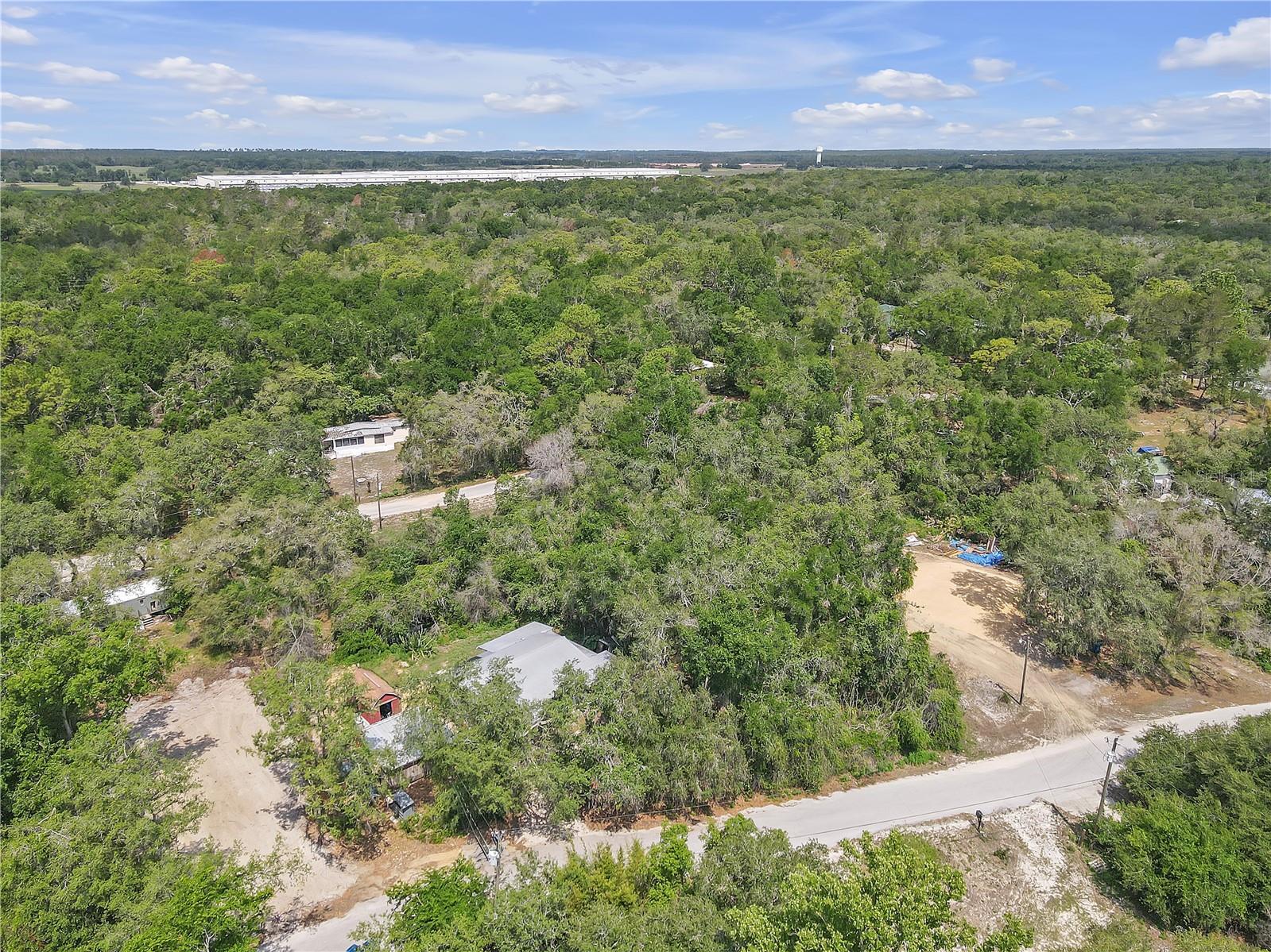 Listing photo id 29 for 4748 Merlin Circle