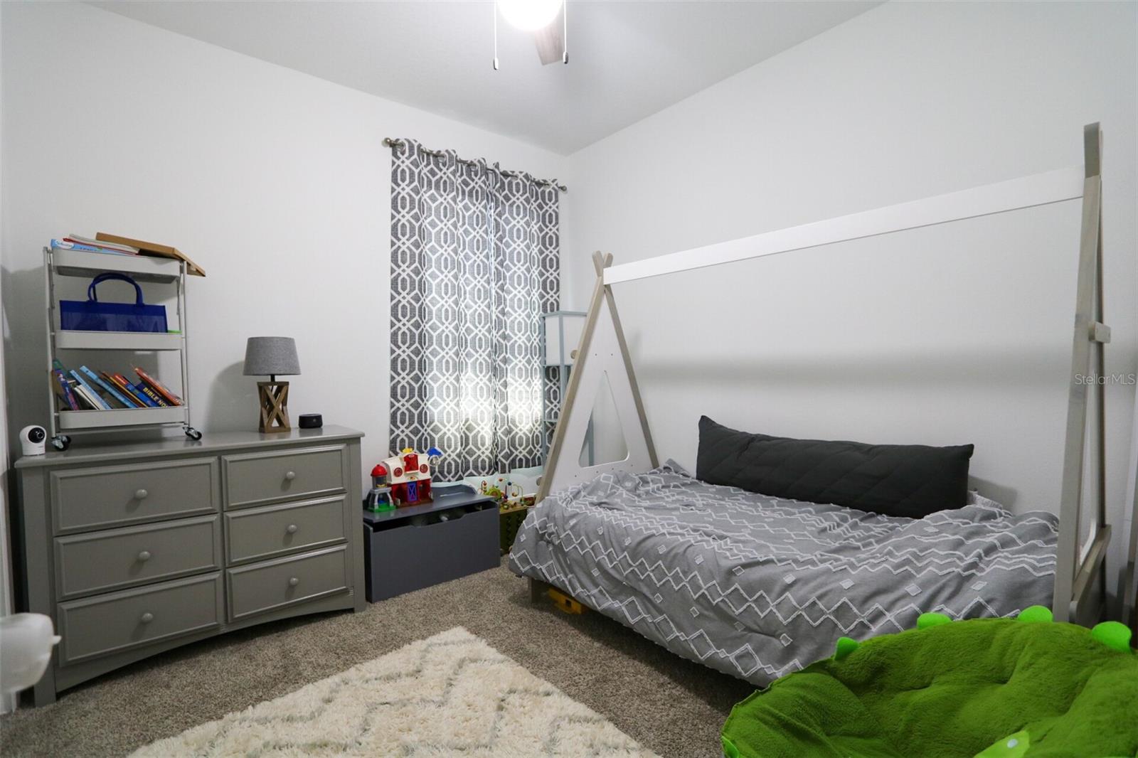 Image 12 of 21 For 11837 Clare Hill Avenue