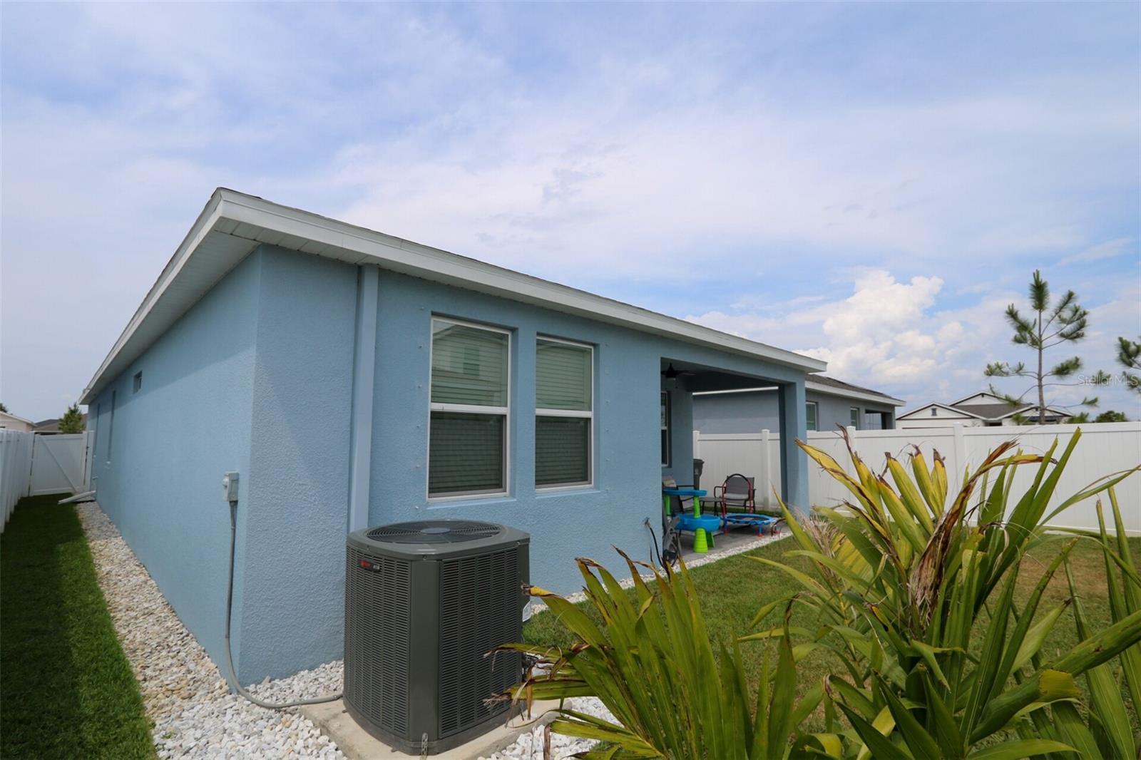 Image 18 of 21 For 11837 Clare Hill Avenue