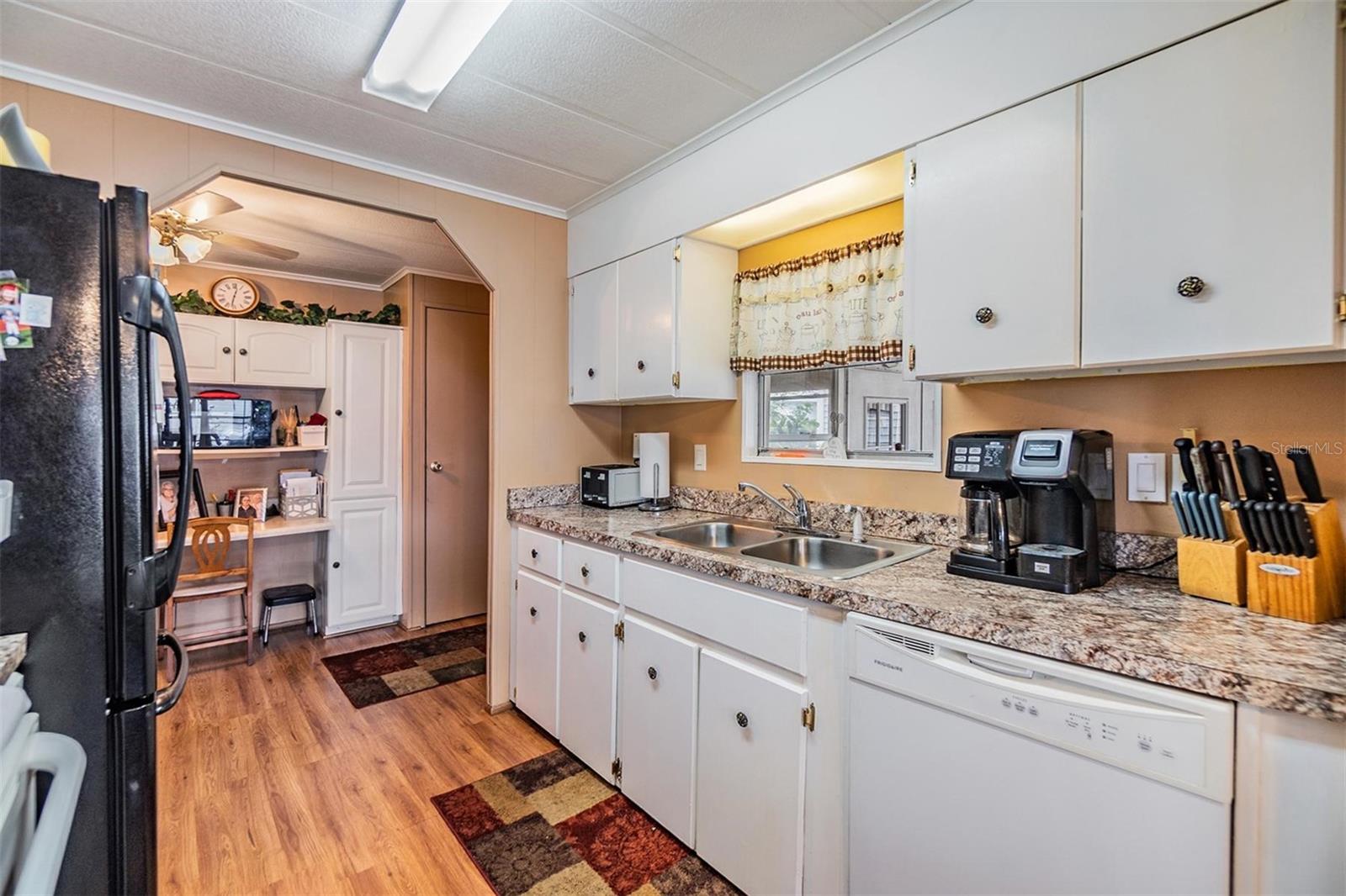 Image 11 of 38 For 7053 El Conquistador Street