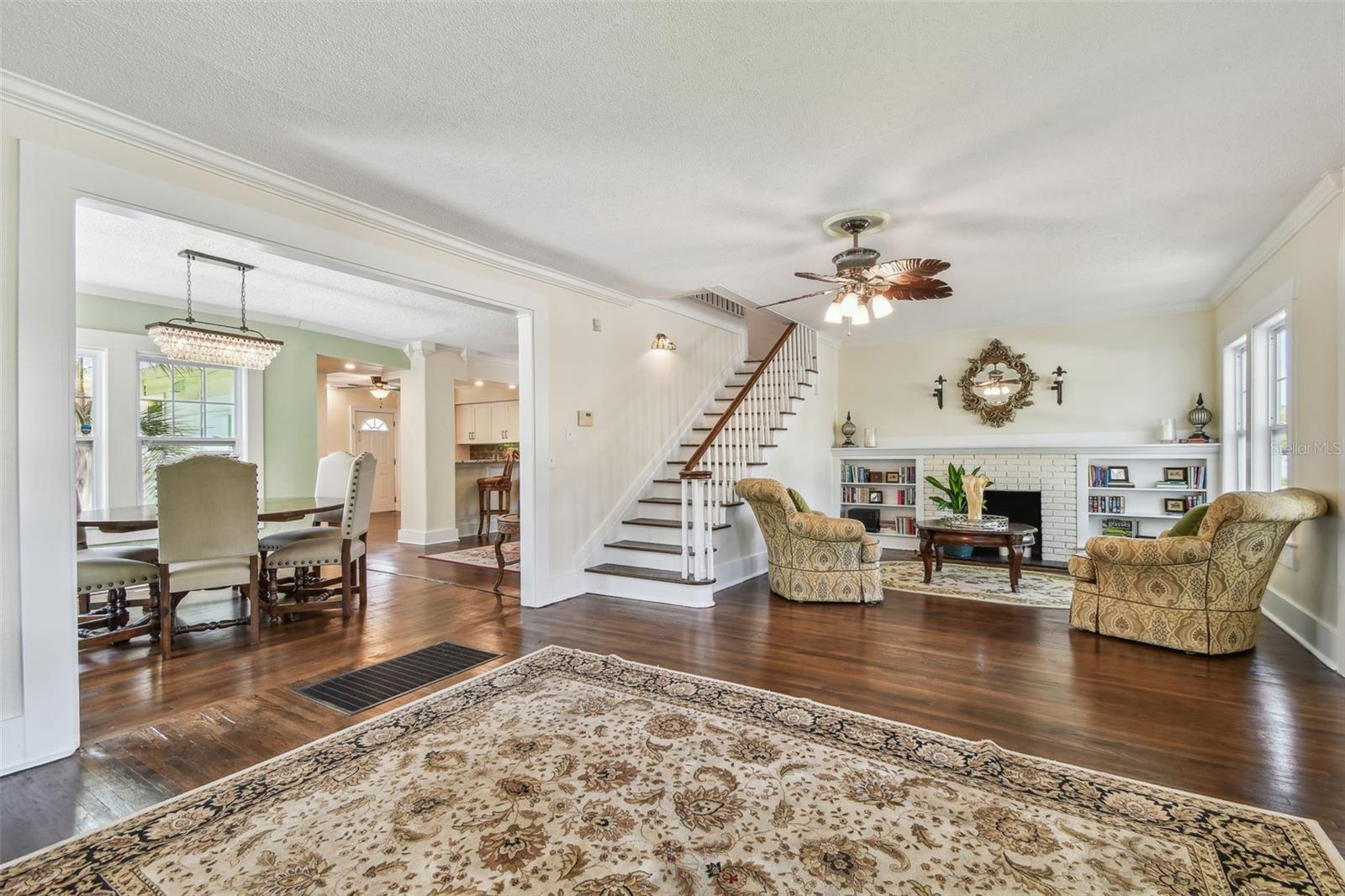 Image 13 of 78 For 834 26th Avenue N