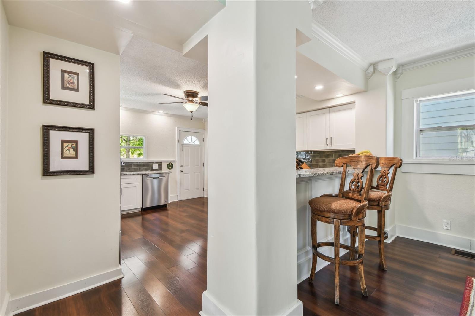 Image 24 of 78 For 834 26th Avenue N