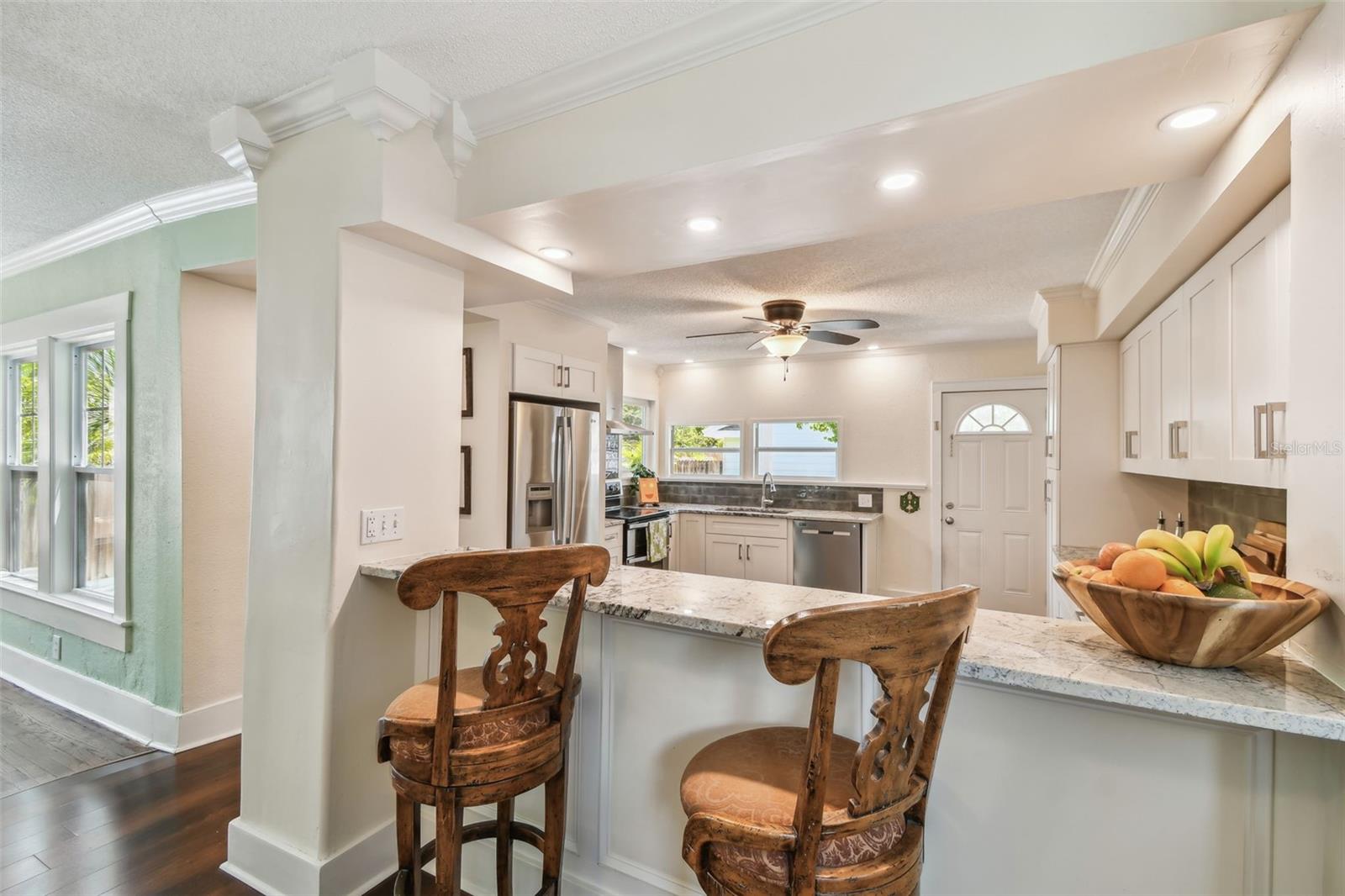 Image 26 of 78 For 834 26th Avenue N
