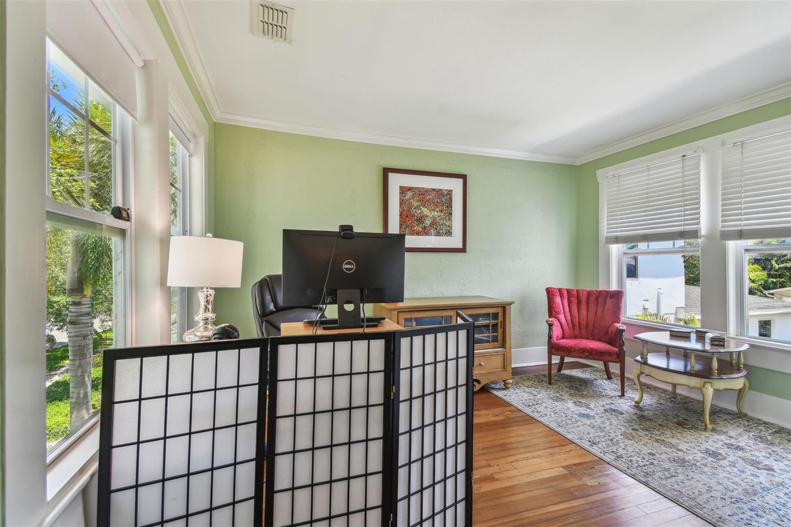 Image 50 of 78 For 834 26th Avenue N