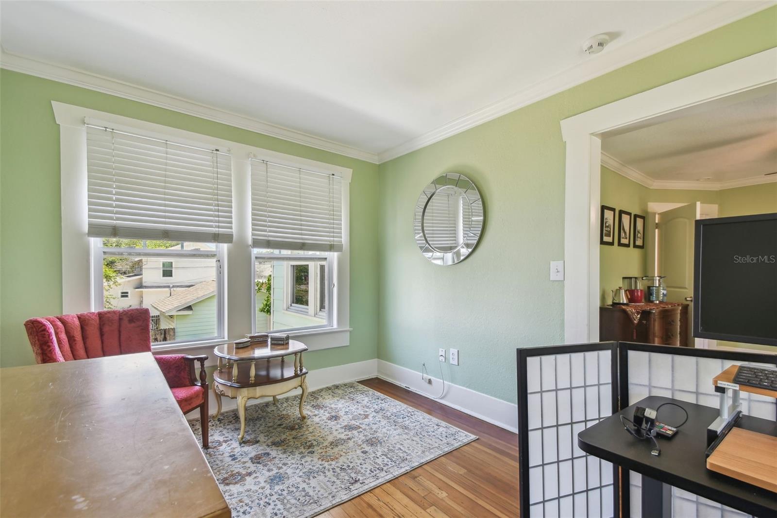 Image 52 of 78 For 834 26th Avenue N