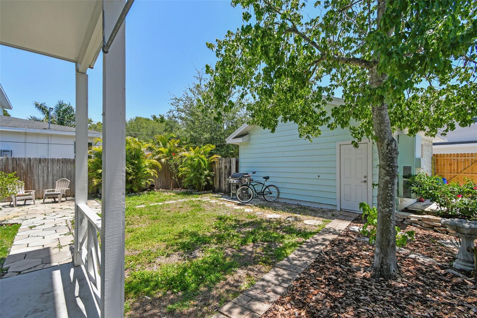 Image 69 of 78 For 834 26th Avenue N