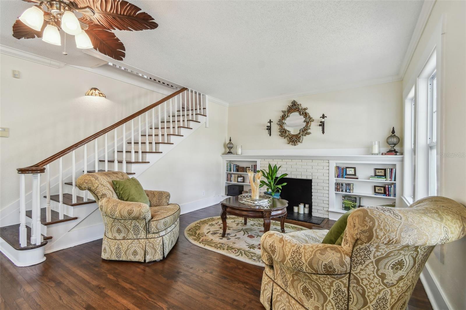 Image 7 of 78 For 834 26th Avenue N