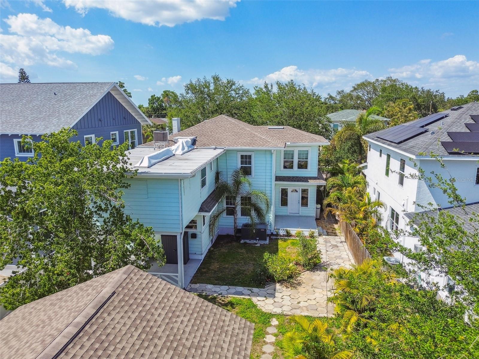 Image 73 of 78 For 834 26th Avenue N