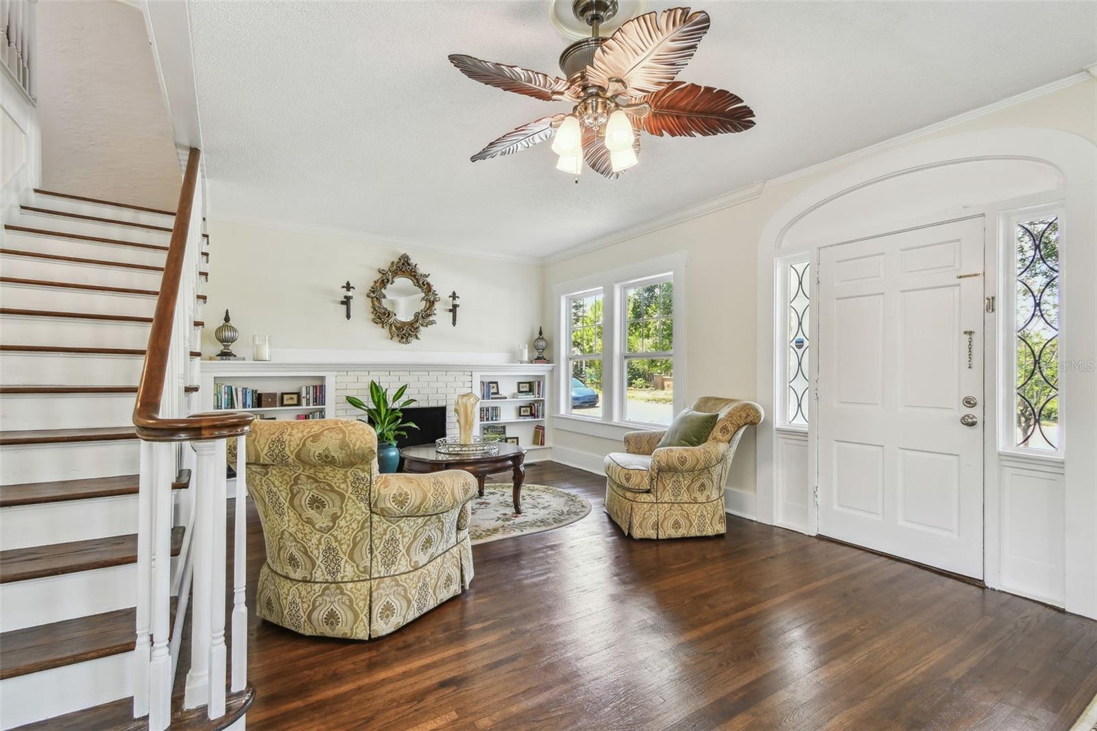 Image 8 of 78 For 834 26th Avenue N