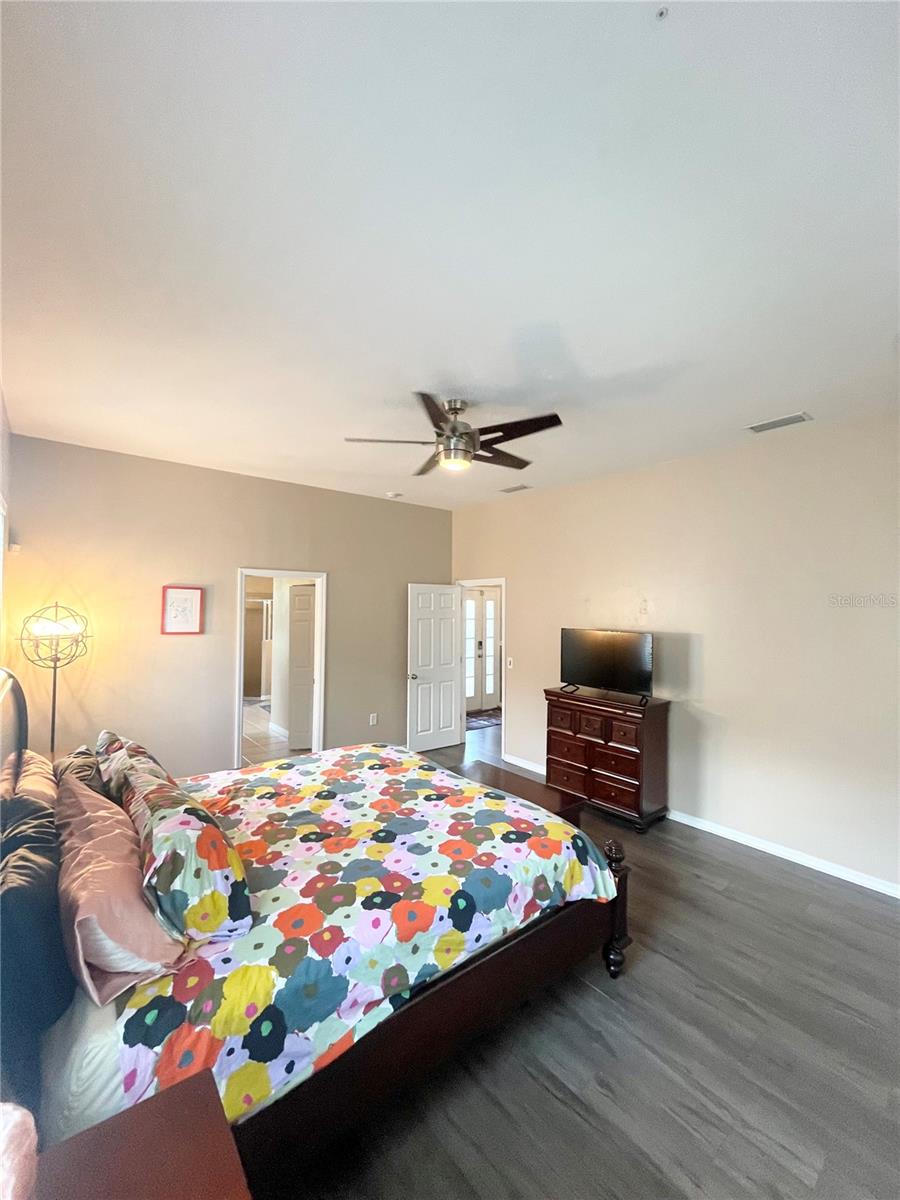 Image 17 of 62 For 2244 101st Street