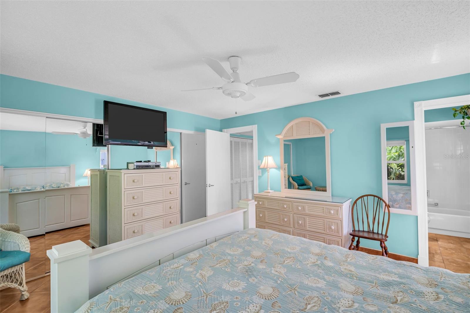 Image 18 of 56 For 3224 Hilary Circle