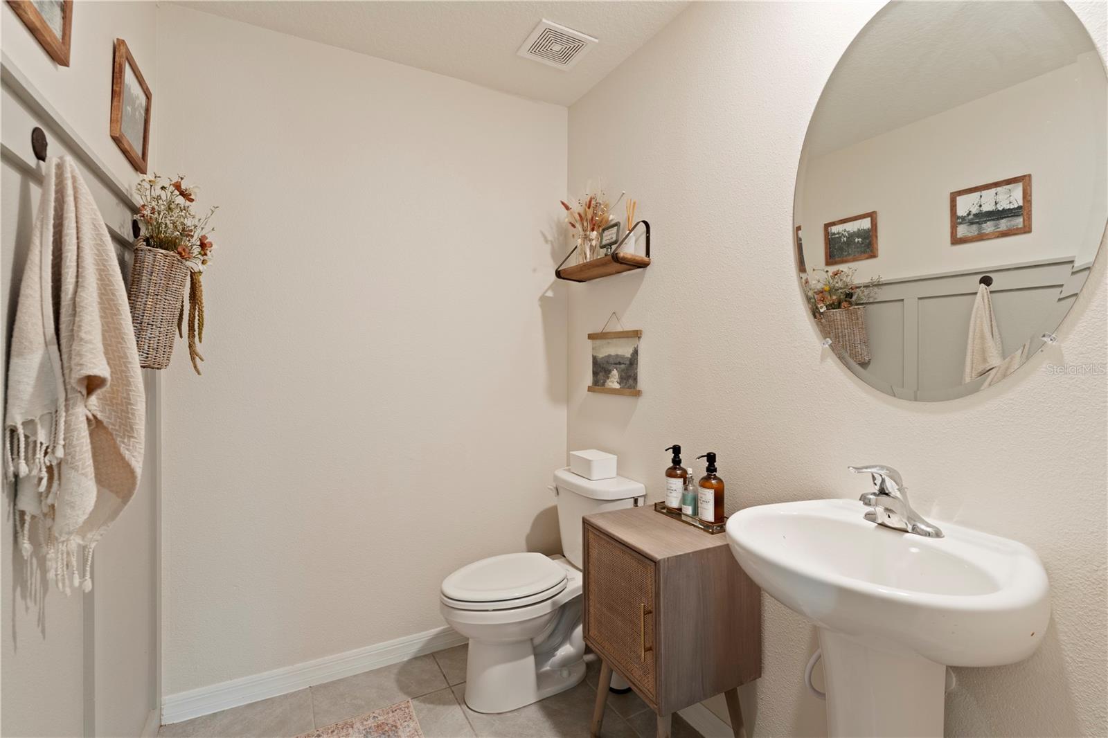 Image 8 of 38 For 13734 Whiskey Daisy Drive