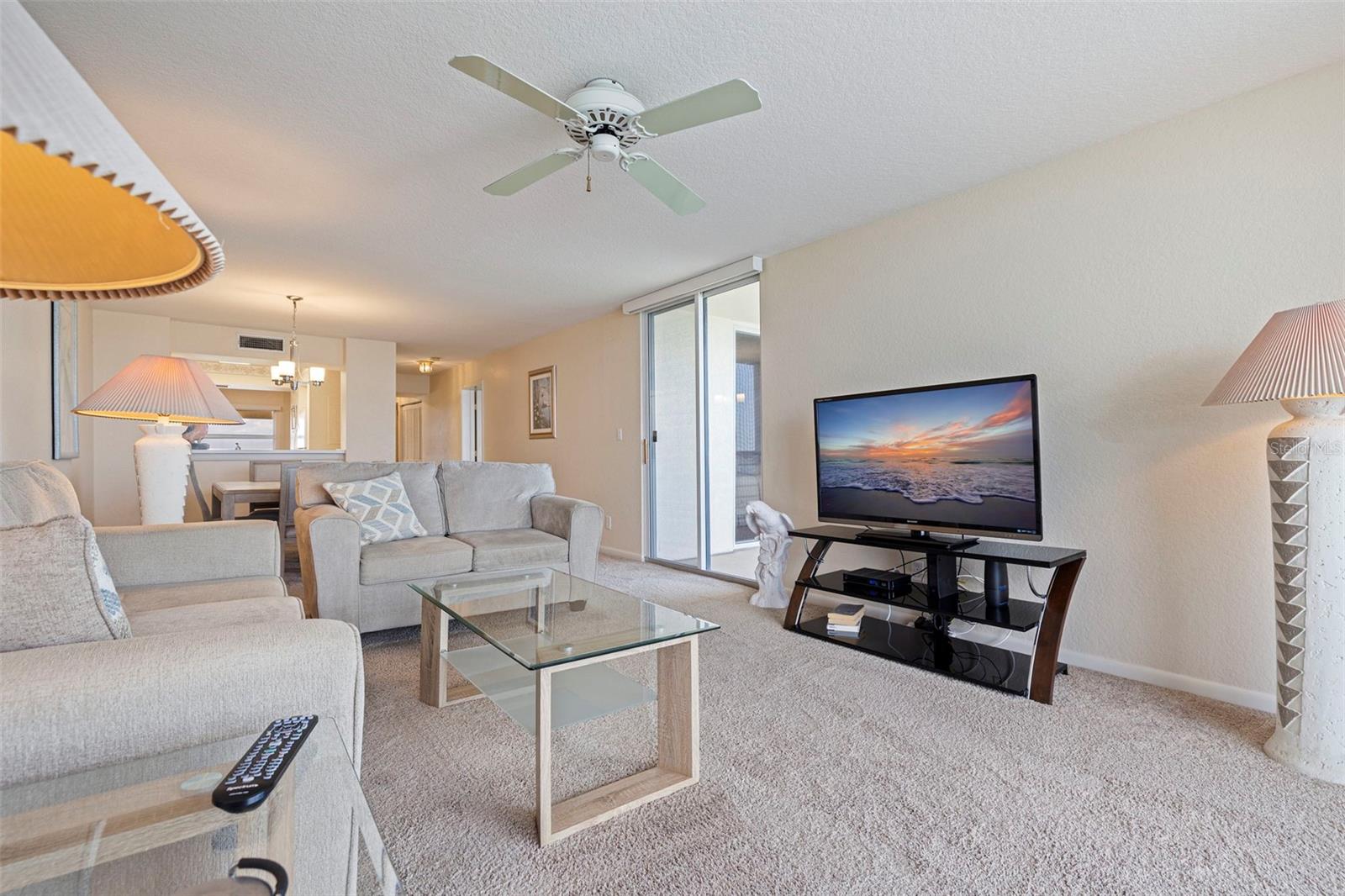 Image 17 of 38 For 6105 Bahia Del Mar Circle 683