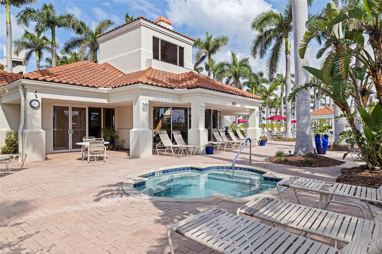 Image 34 of 38 For 6105 Bahia Del Mar Circle 683