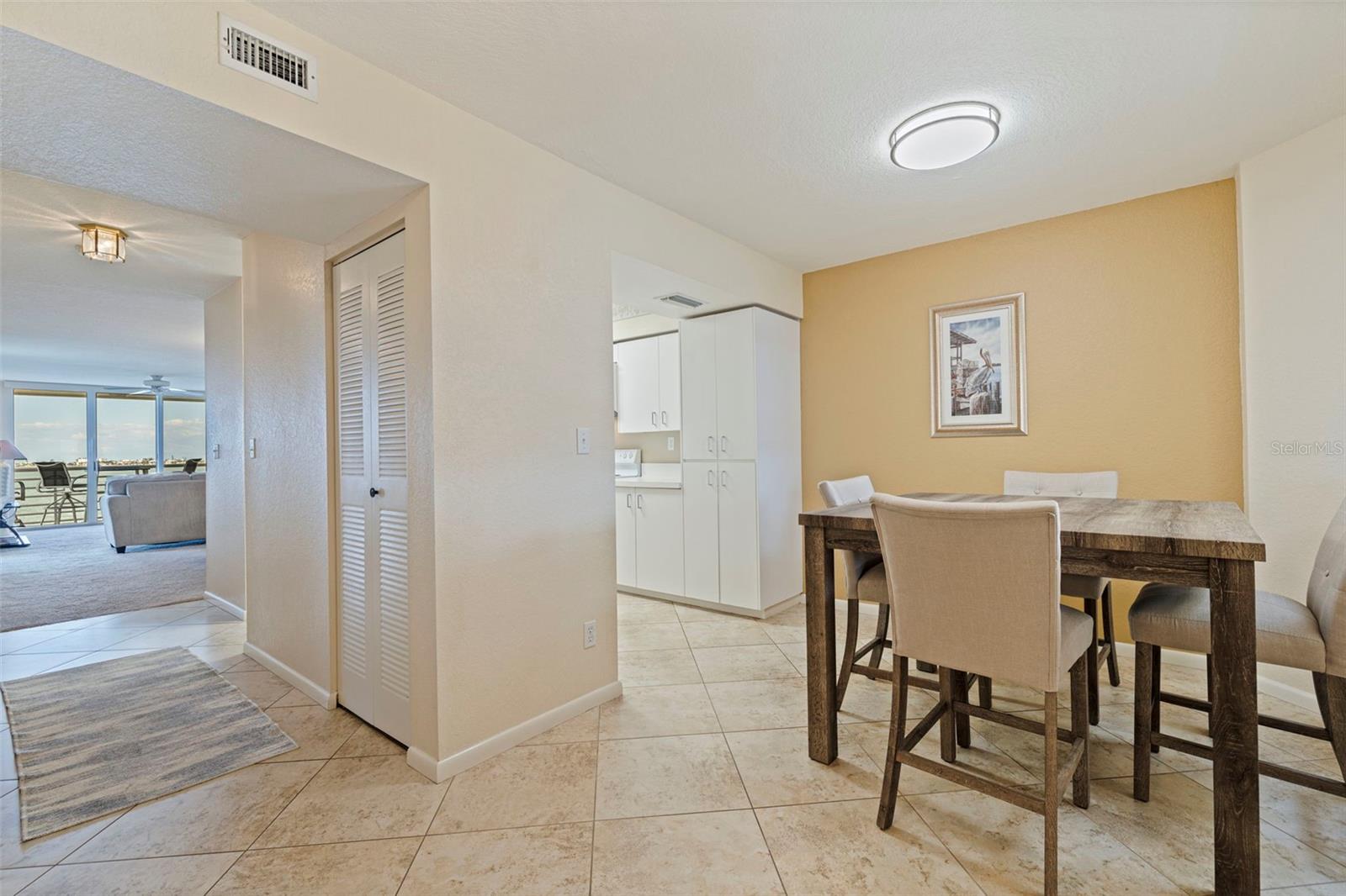 Image 8 of 38 For 6105 Bahia Del Mar Circle 683