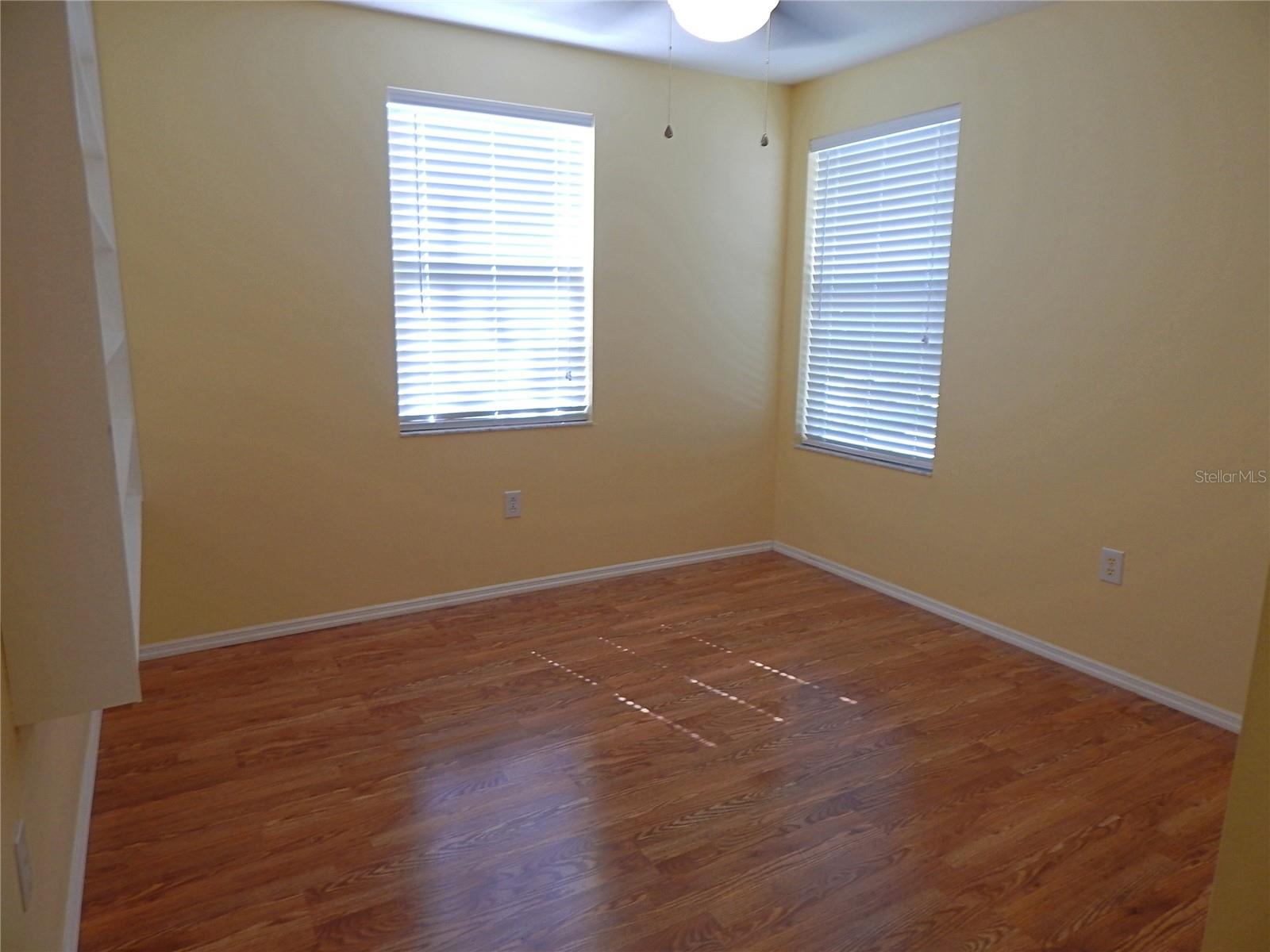 Image 15 of 28 For 5869 Meadowpark Place