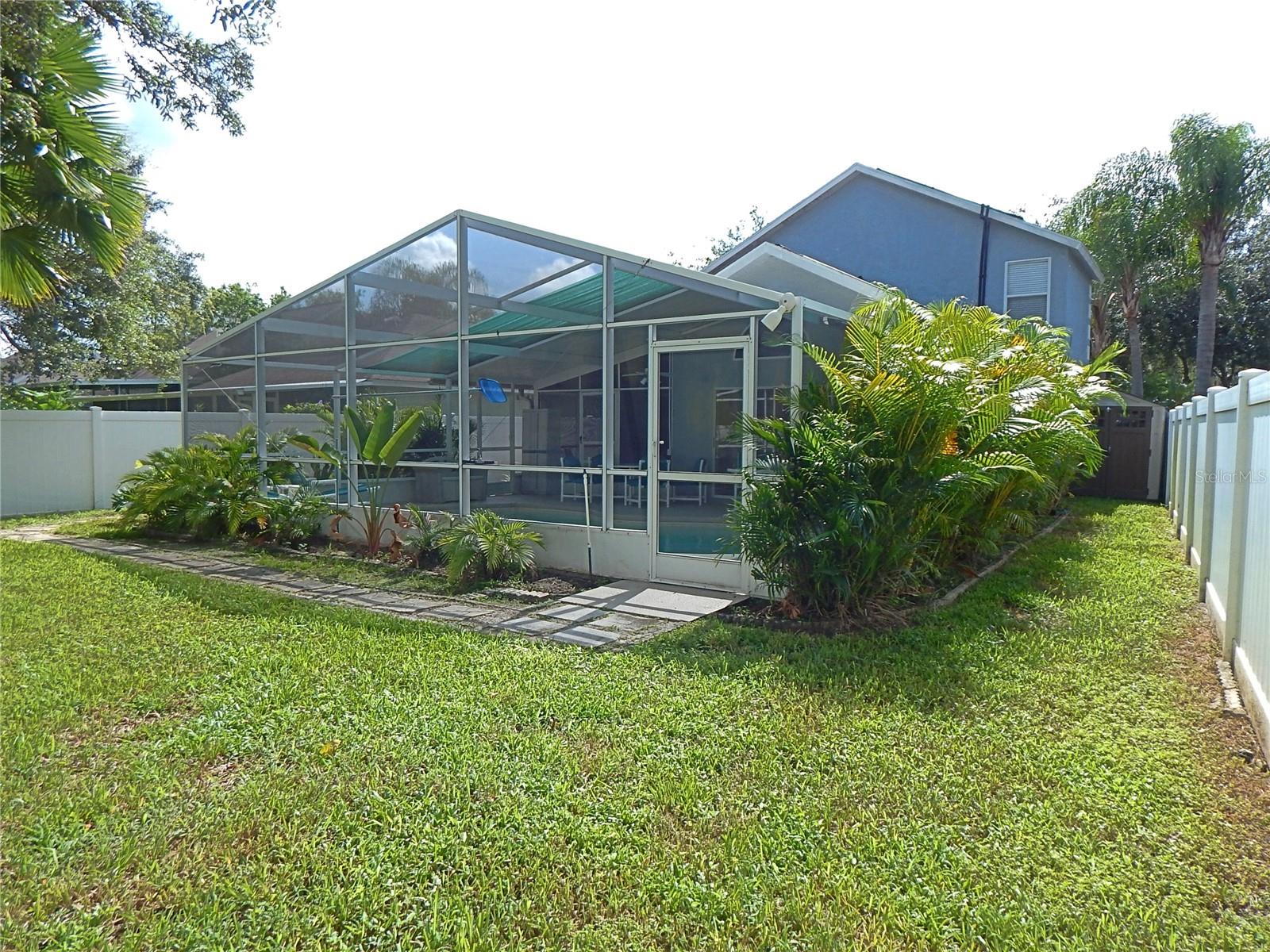 Image 21 of 28 For 5869 Meadowpark Place