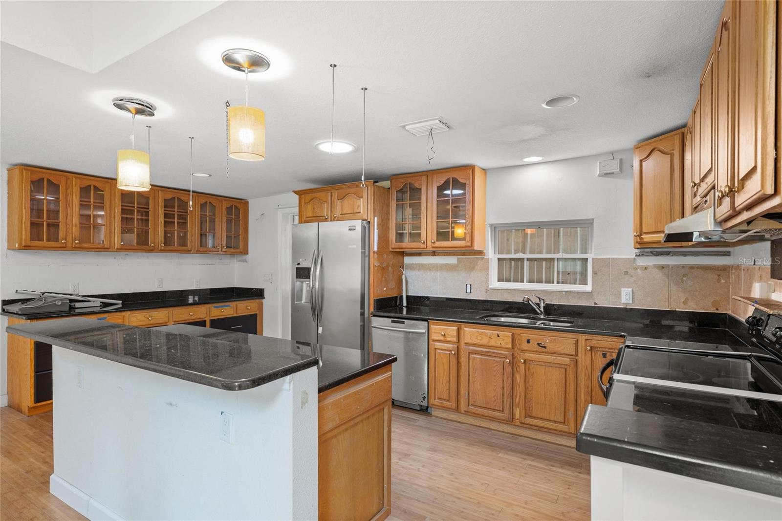Image 16 of 34 For 1021 15th Street
