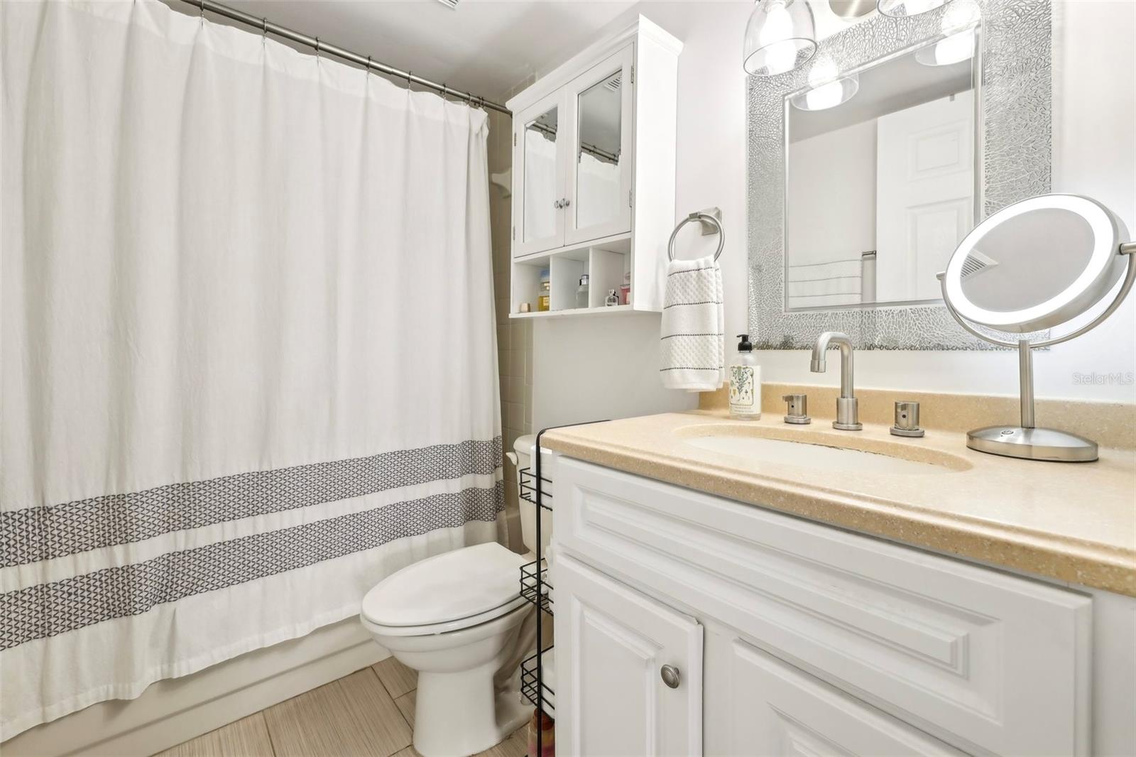 Image 15 of 21 For 2969 Bonaventure Circle 104