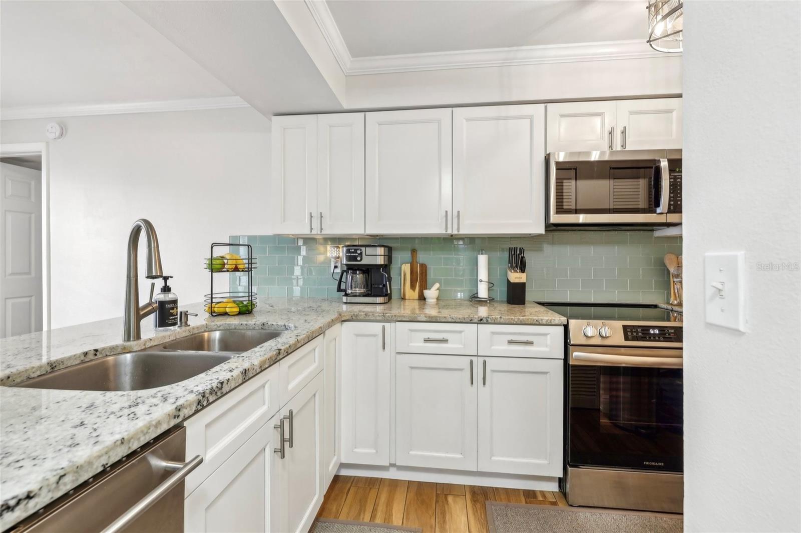 Image 9 of 21 For 2969 Bonaventure Circle 104