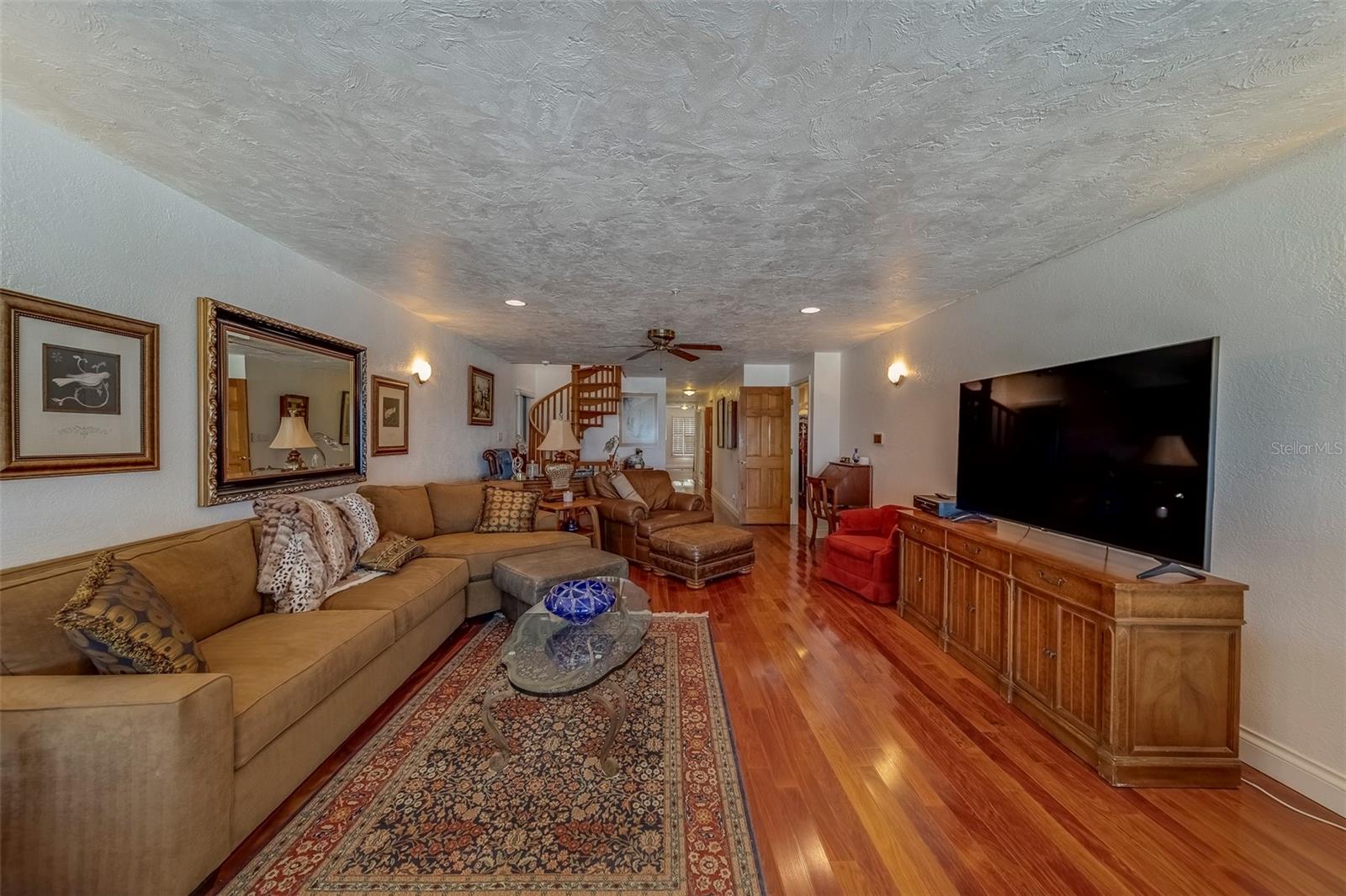 Image 41 of 86 For 17606 Lee Avenue