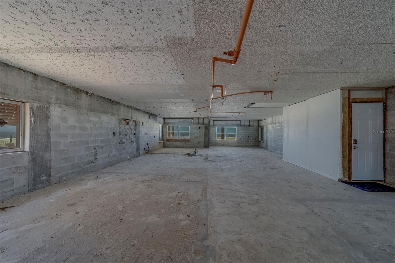 Image 47 of 86 For 17606 Lee Avenue
