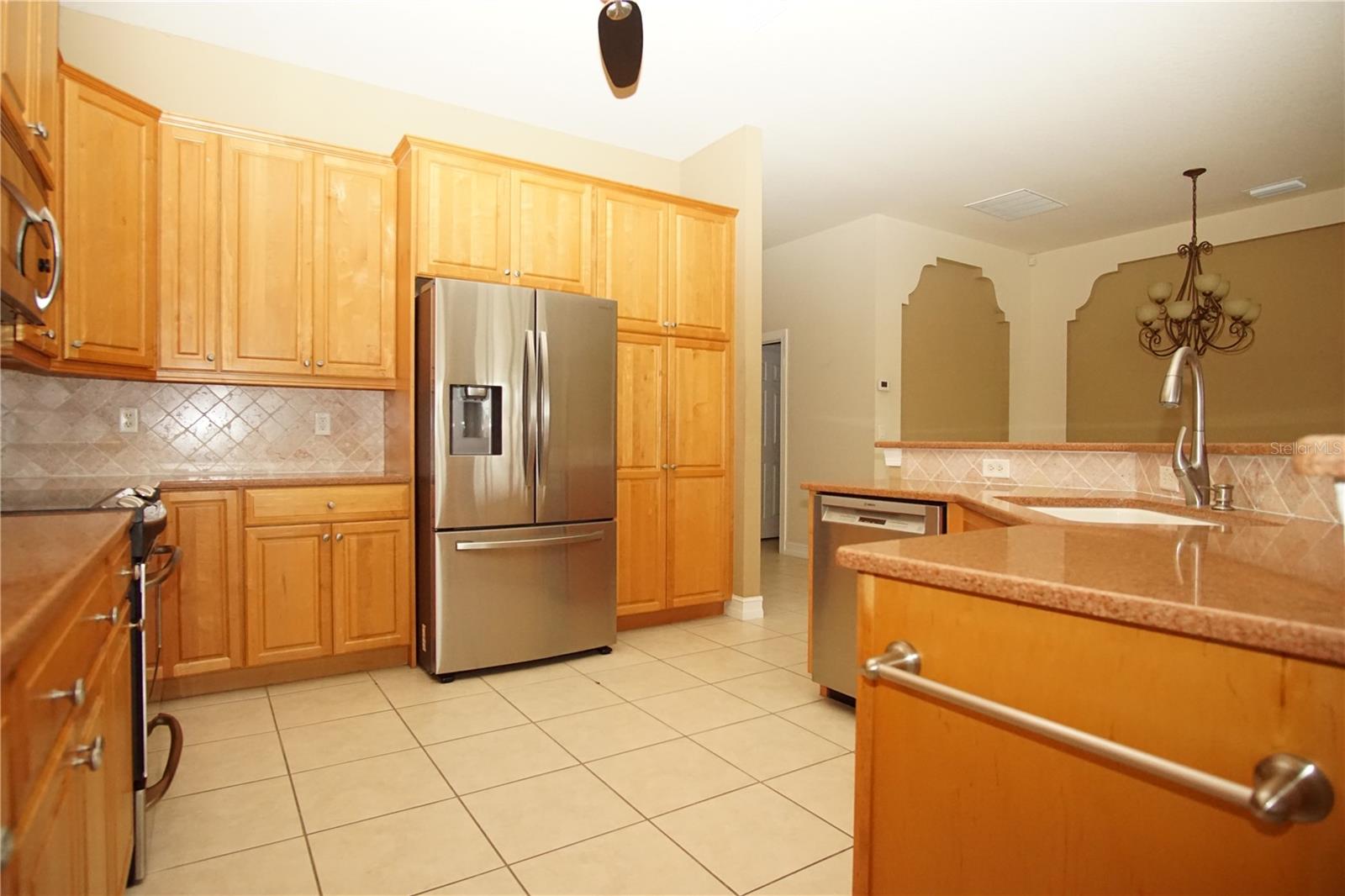 Image 7 of 21 For 4922 Sandy Brook Circle