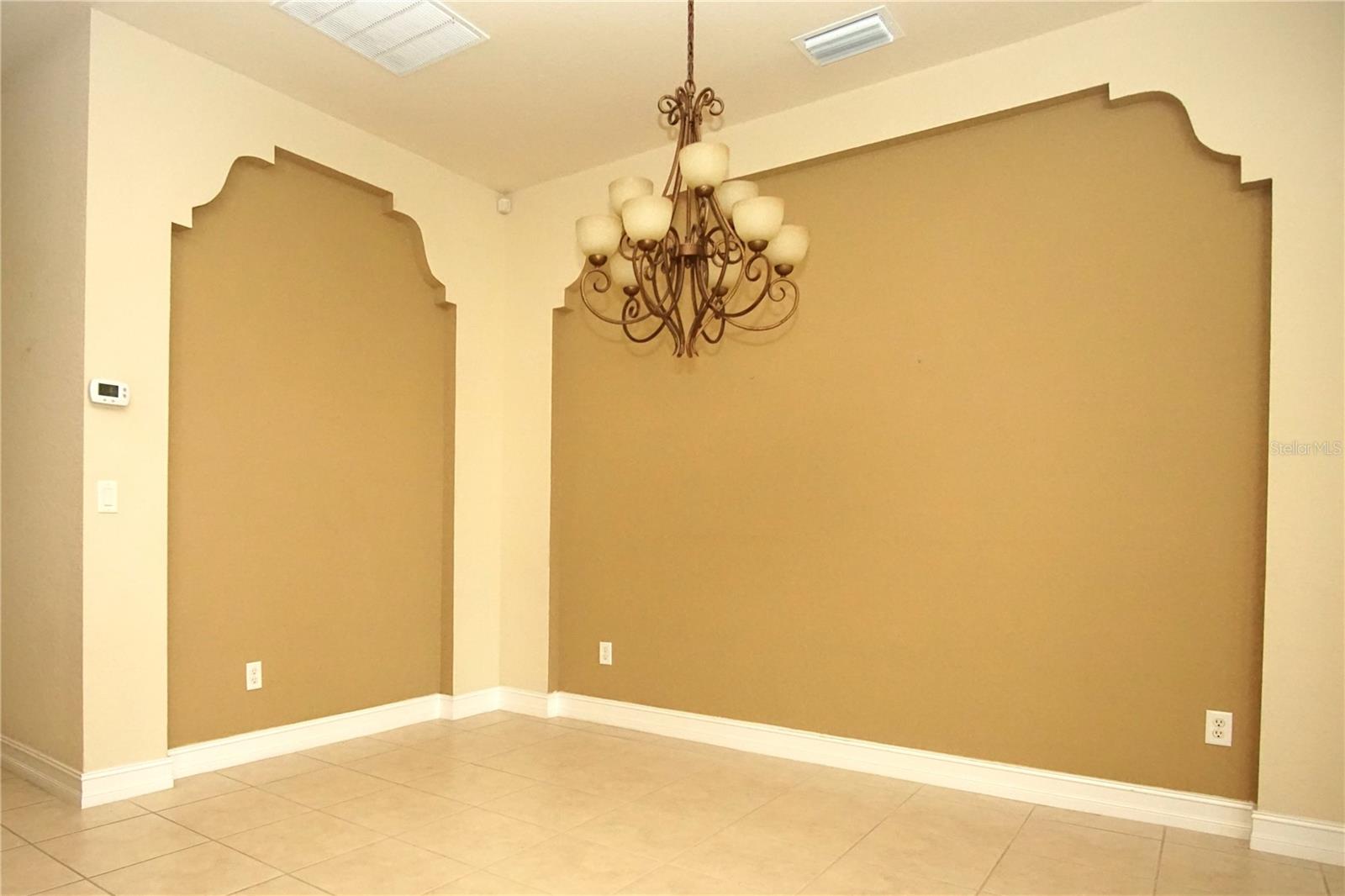 Image 8 of 21 For 4922 Sandy Brook Circle