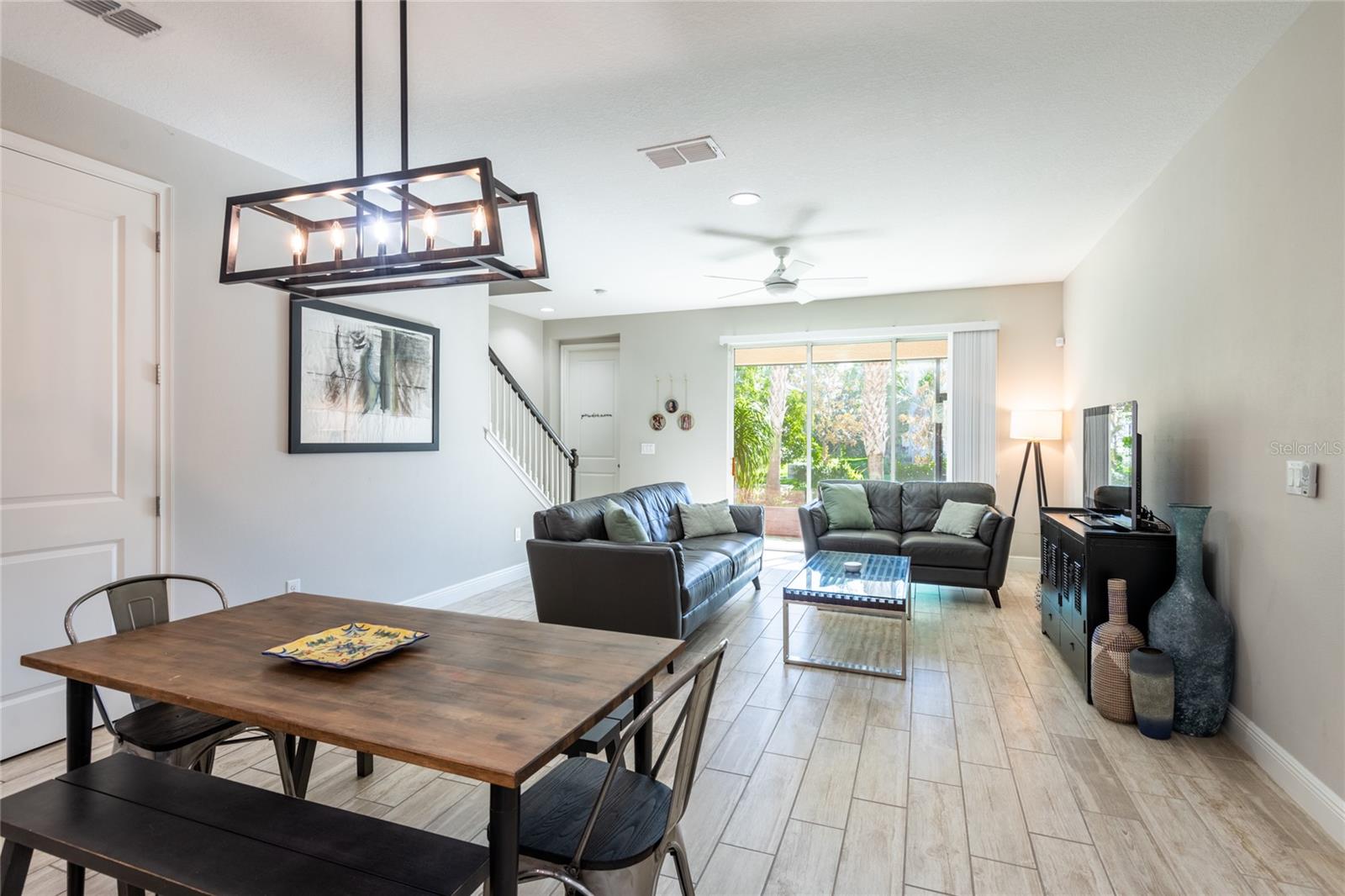 Listing photo id 4 for 17847 Althea Blue Place