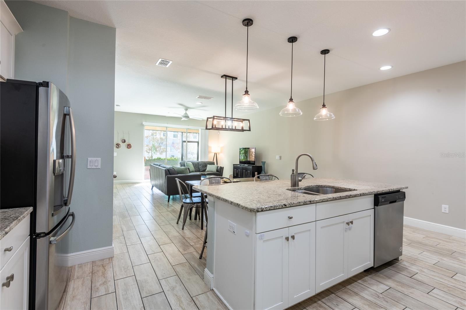 Listing photo id 7 for 17847 Althea Blue Place